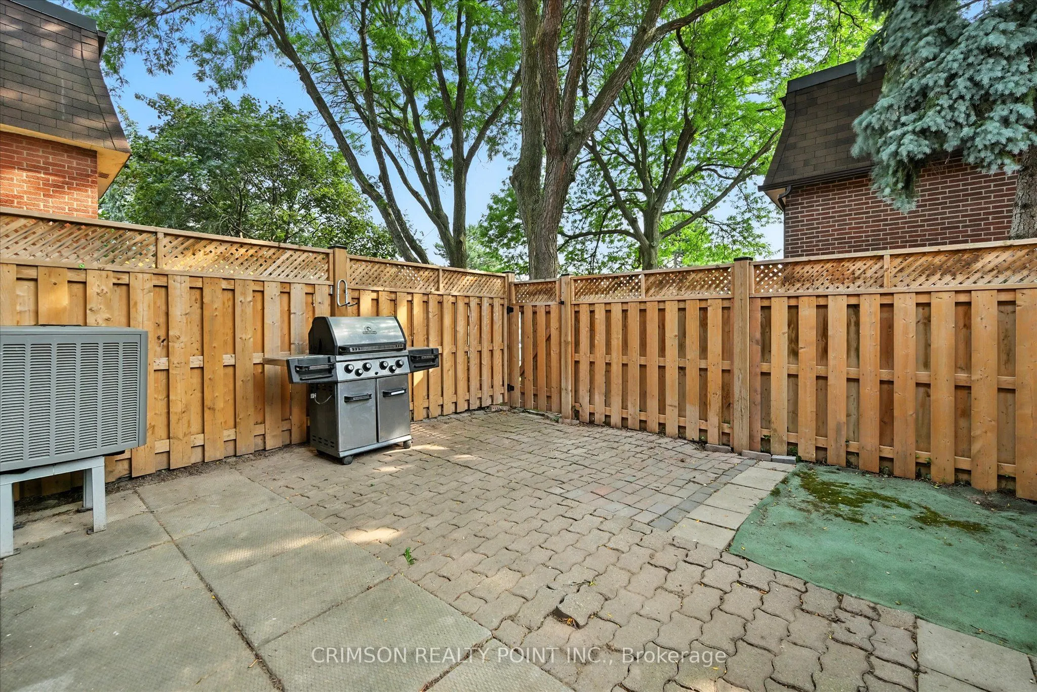 235 Bronte Street S, #37