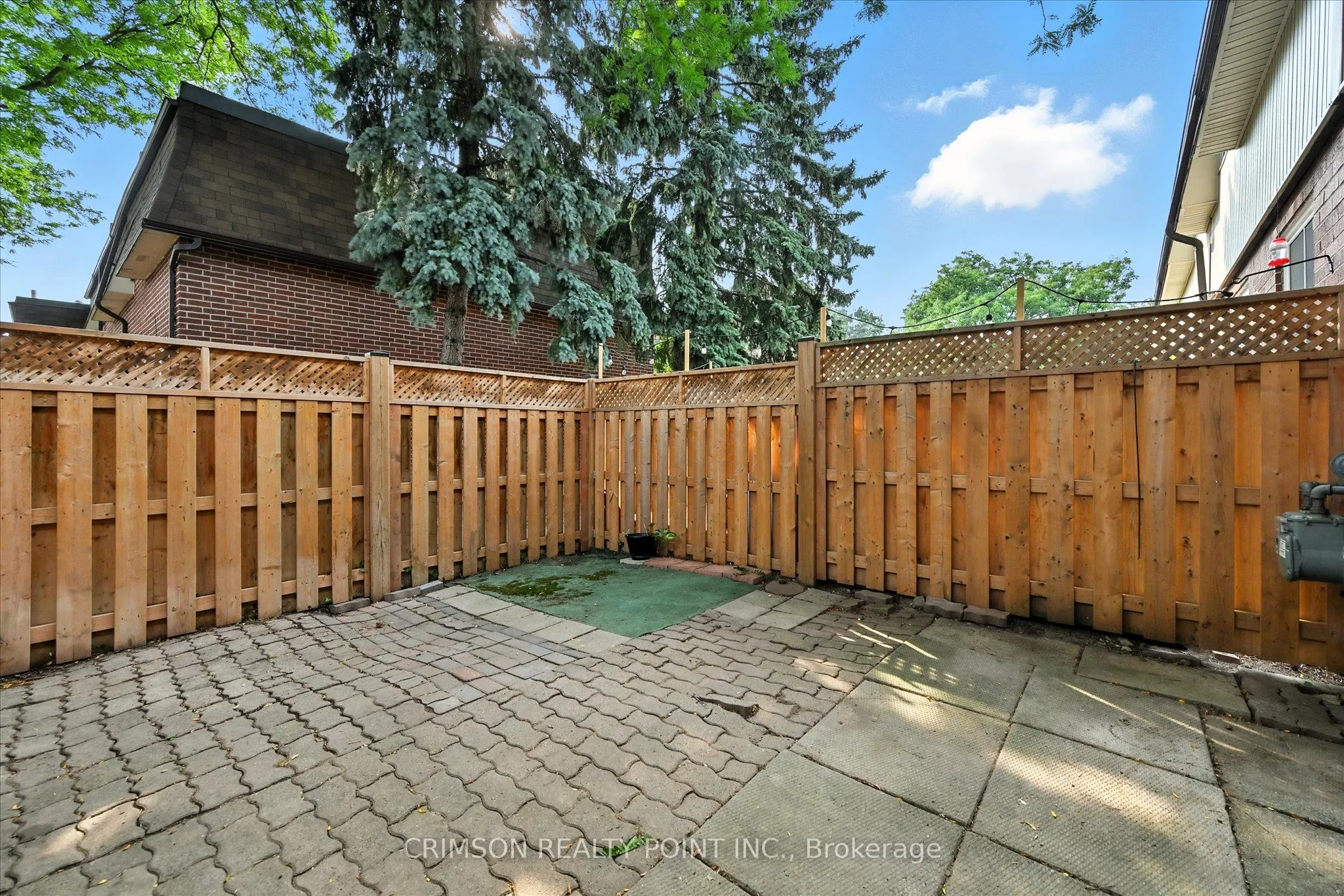 235 Bronte Street S, #37