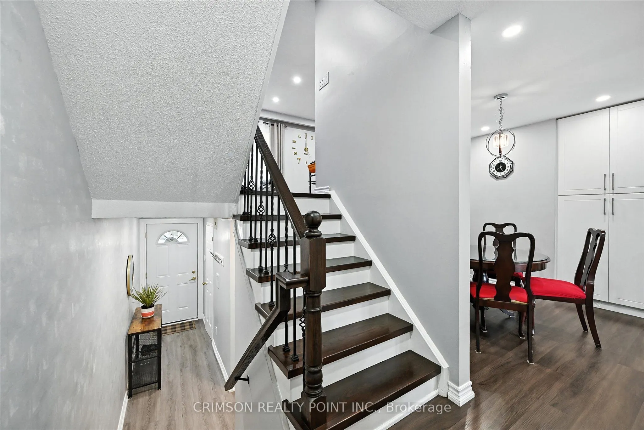 235 Bronte Street S, #37