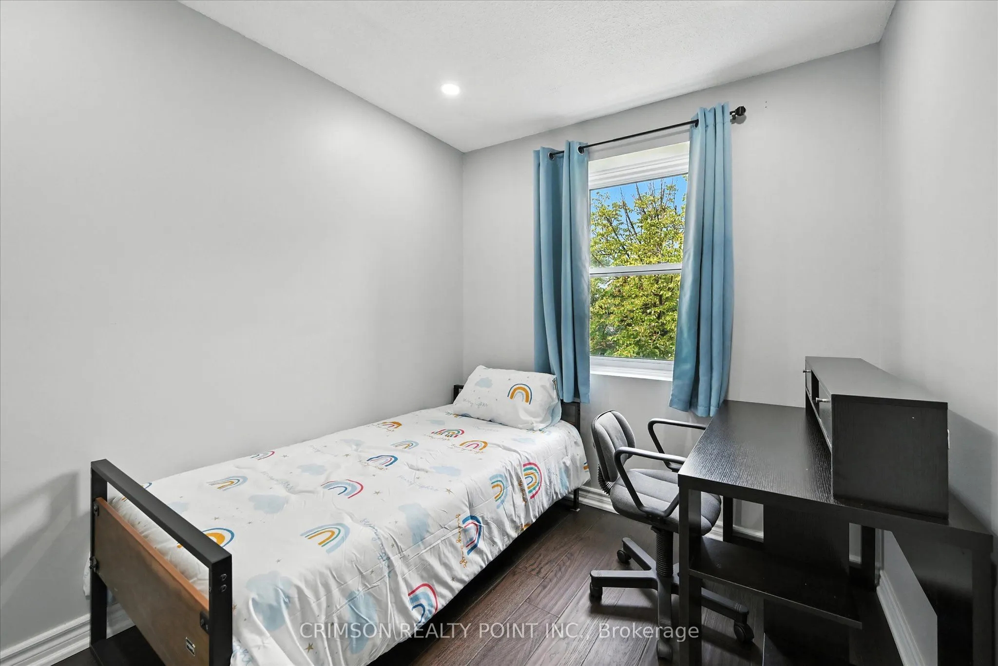 235 Bronte Street S, #37
