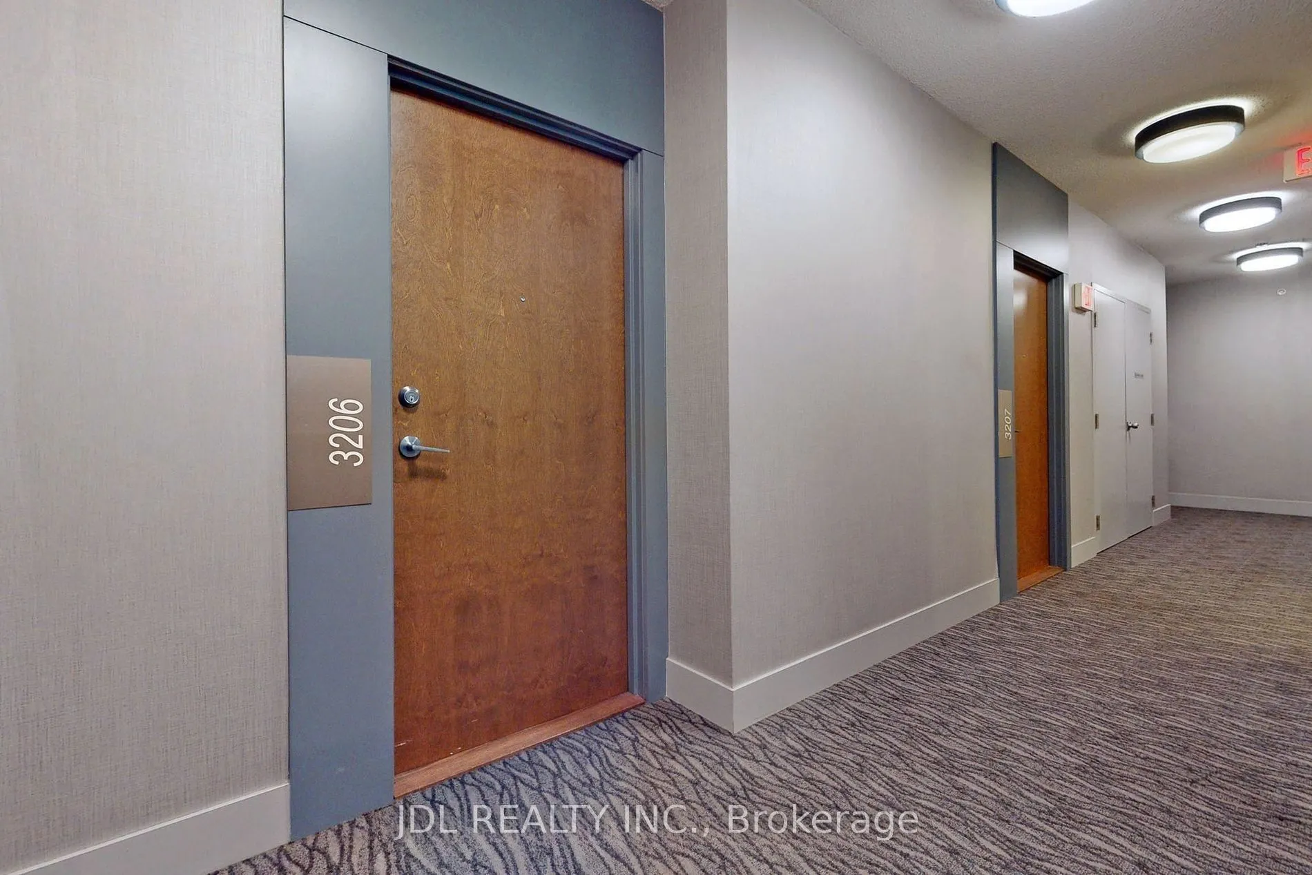 2212 Lakeshore Boulevard W, #3206