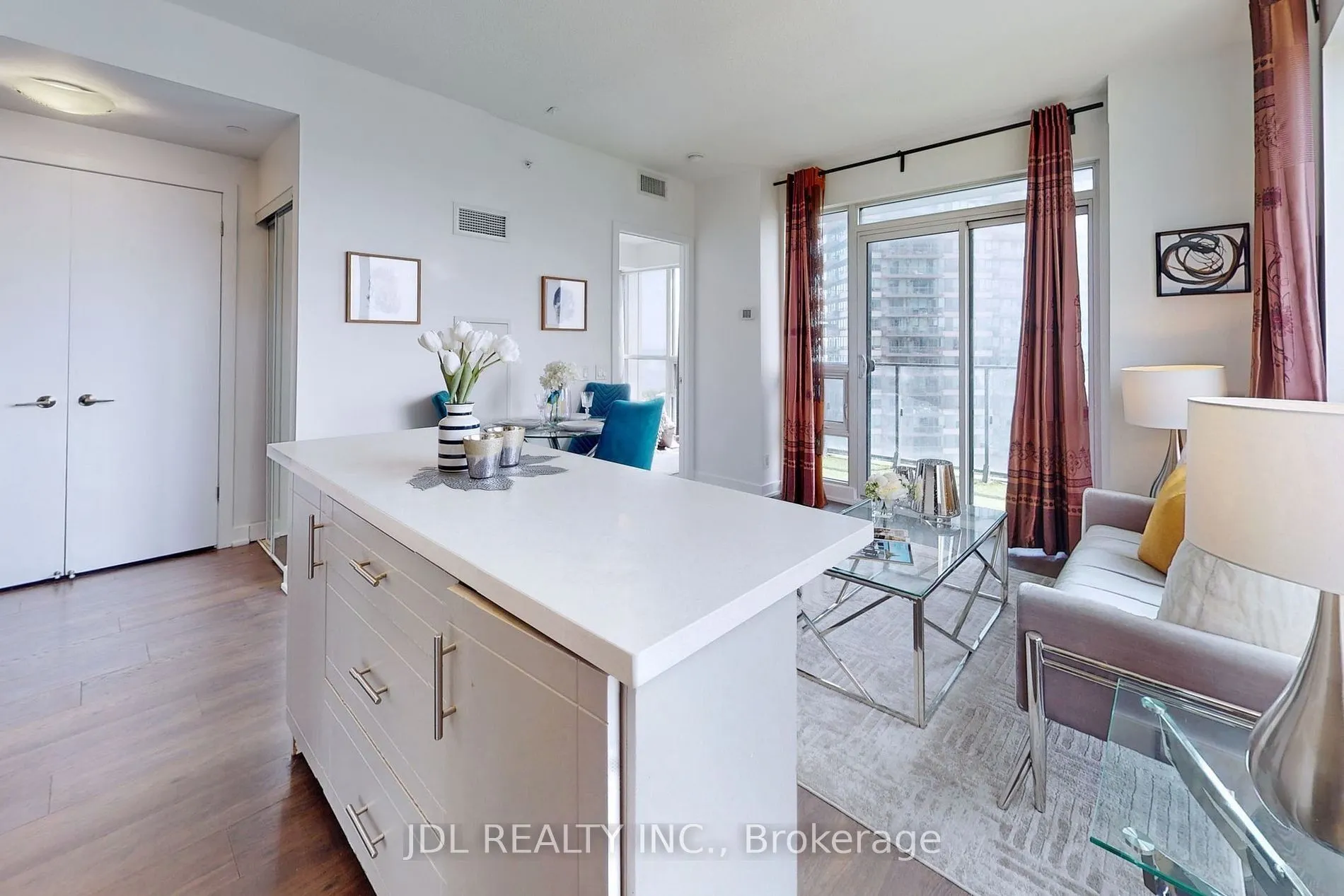 2212 Lakeshore Boulevard W, #3206