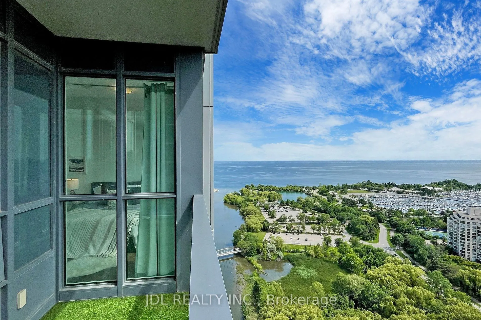 2212 Lakeshore Boulevard W, #3206