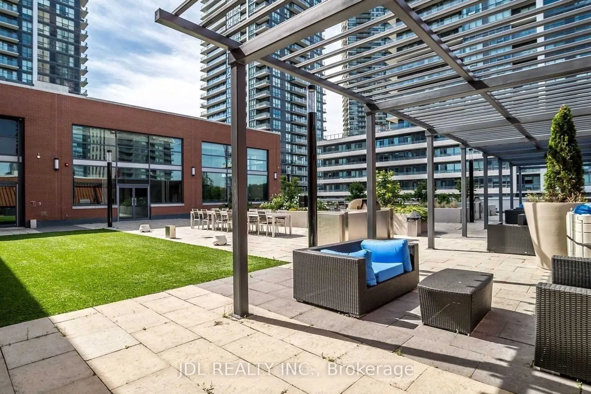 2212 Lakeshore Boulevard W, #3206