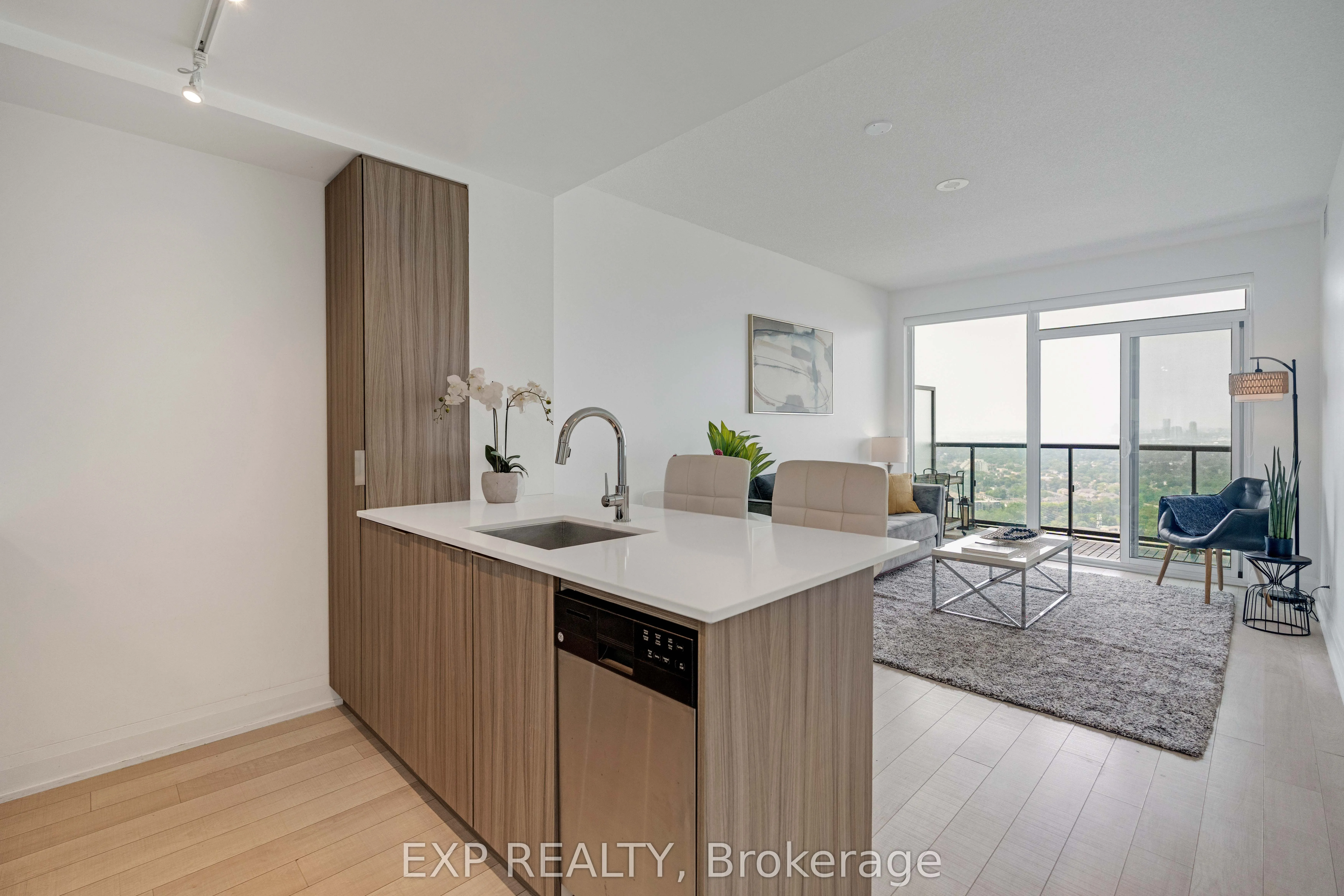 56 Annie Craig Drive, #4506
