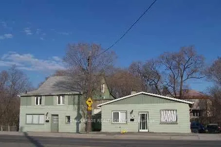 514-516 Lakeshore Road E