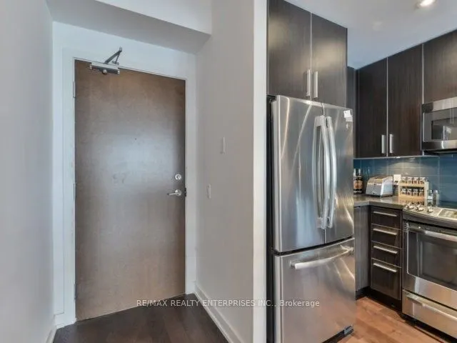 2212 Lake Shore Boulevard W, #Lph06