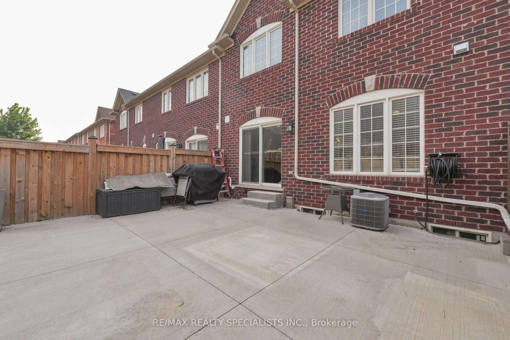 307 Chuchmach Close