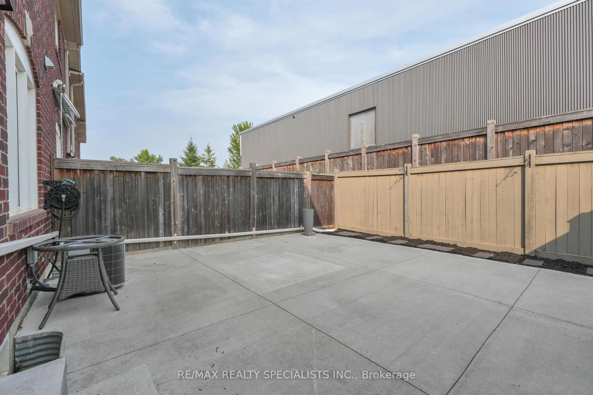 307 Chuchmach Close