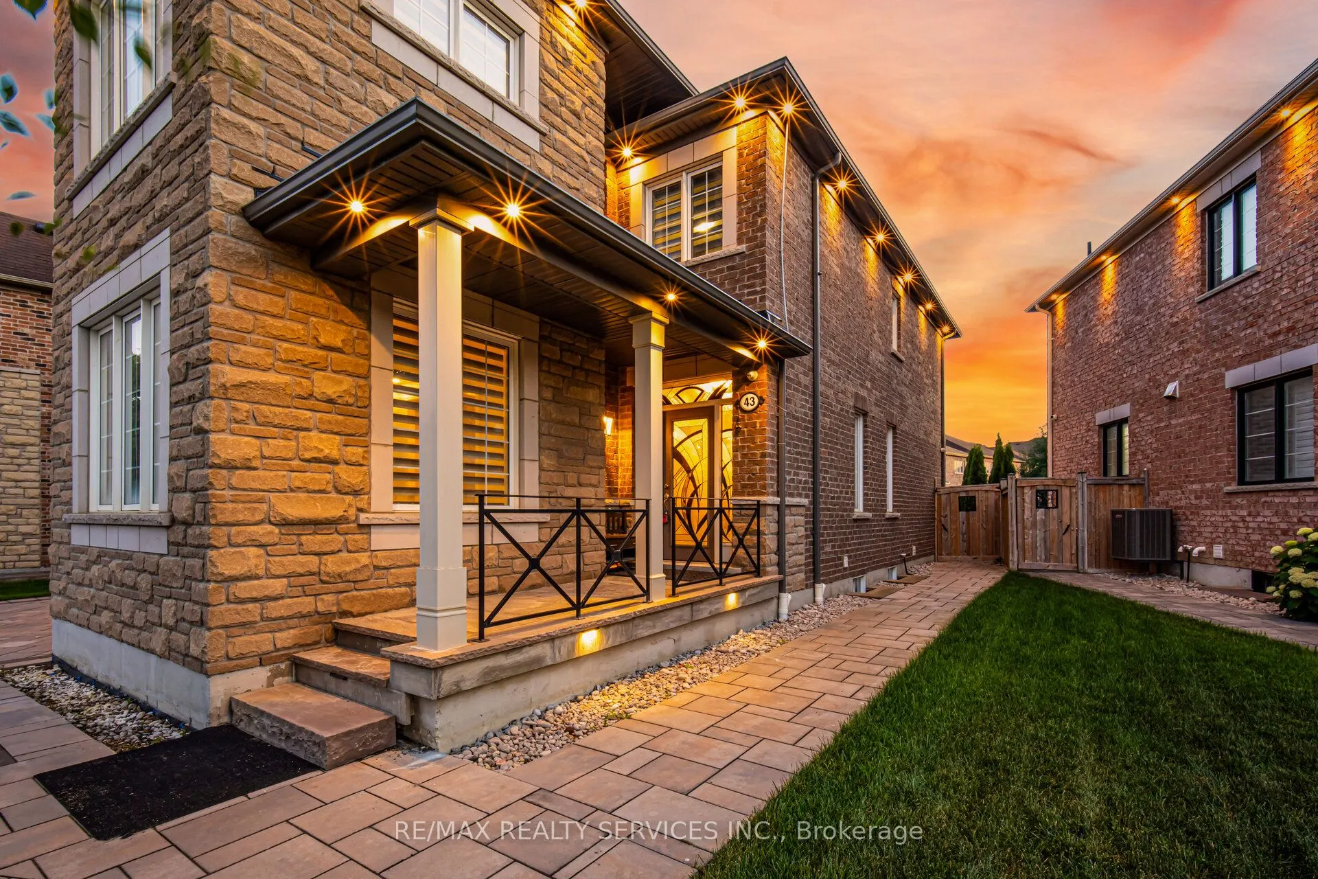 43 Cirrus Crescent