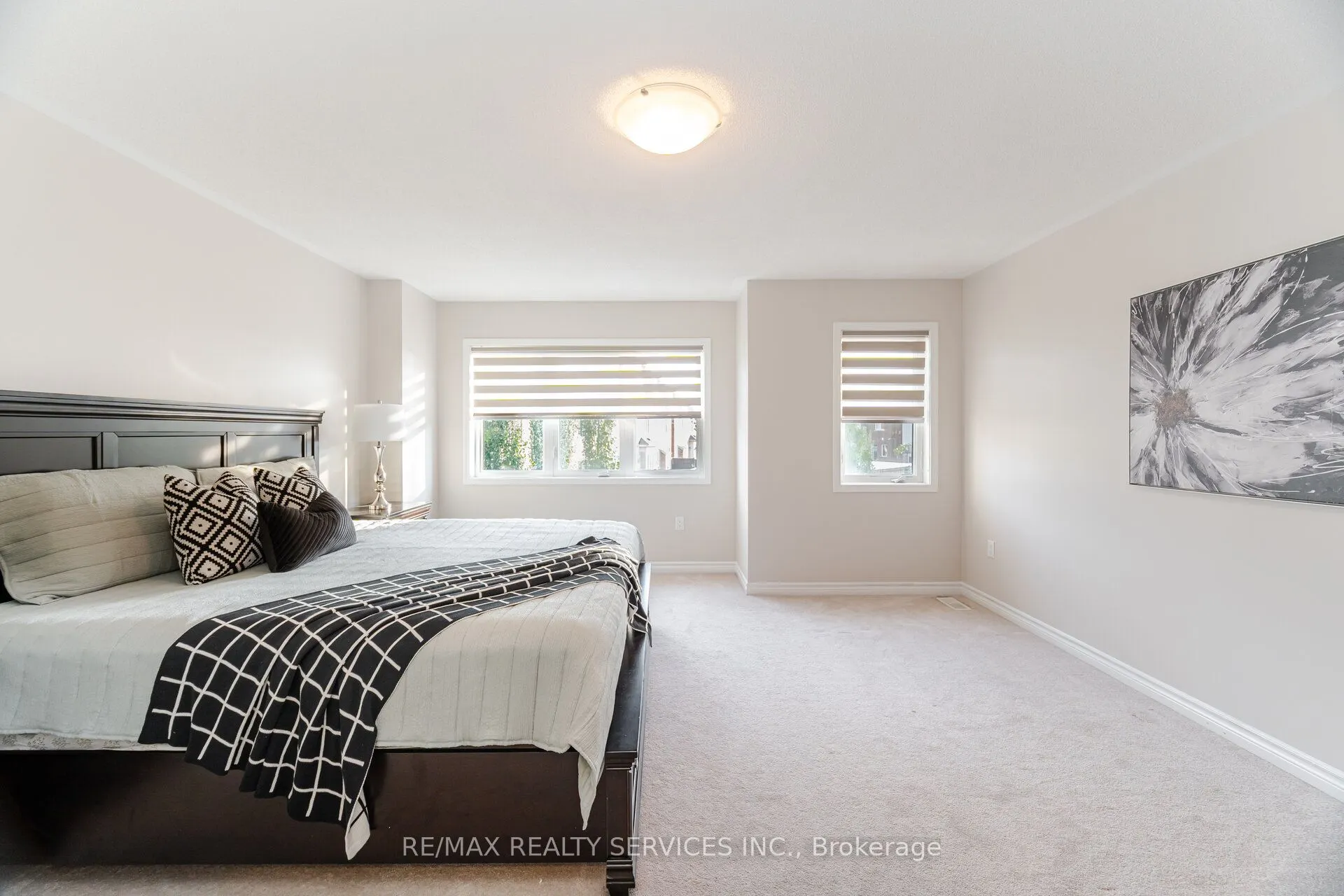 43 Cirrus Crescent