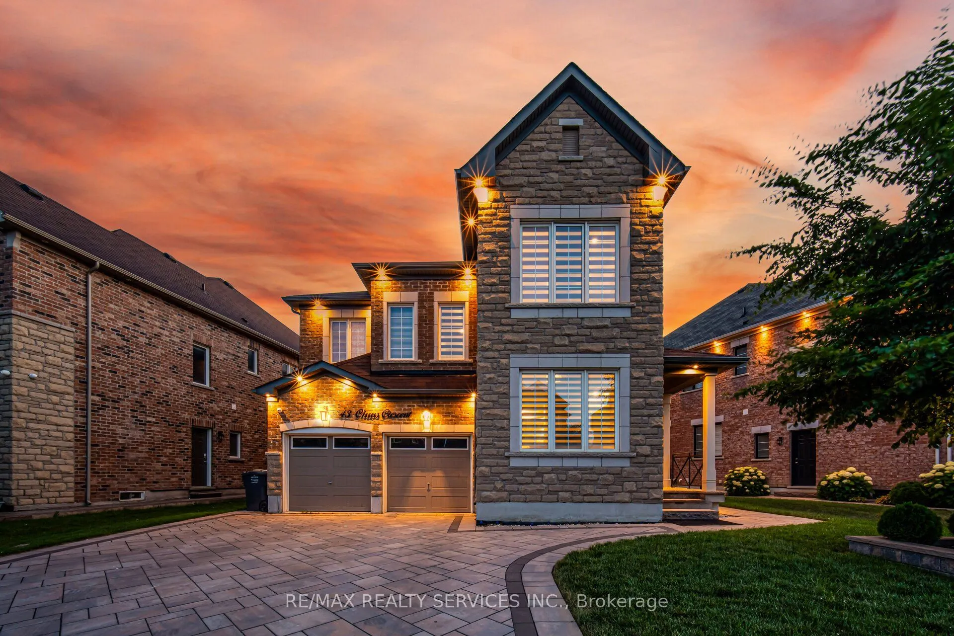 43 Cirrus Crescent