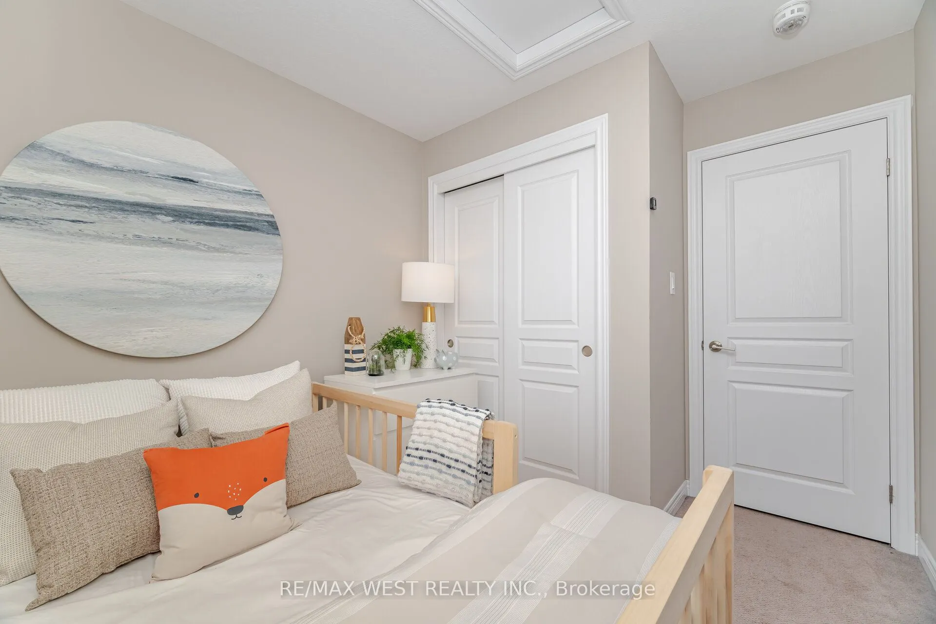 386 Belcourt Common