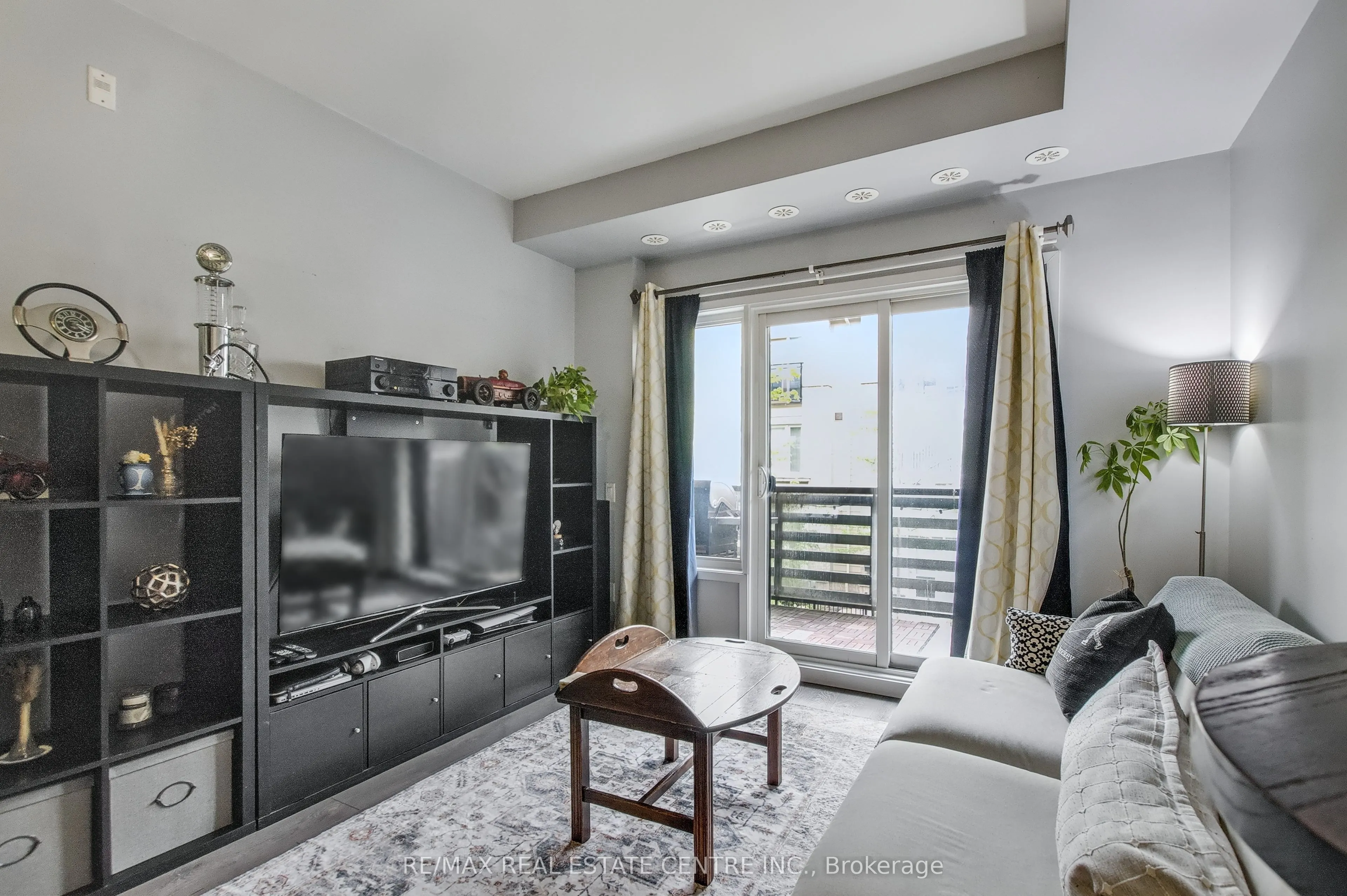 5035 Harvard Road, #209