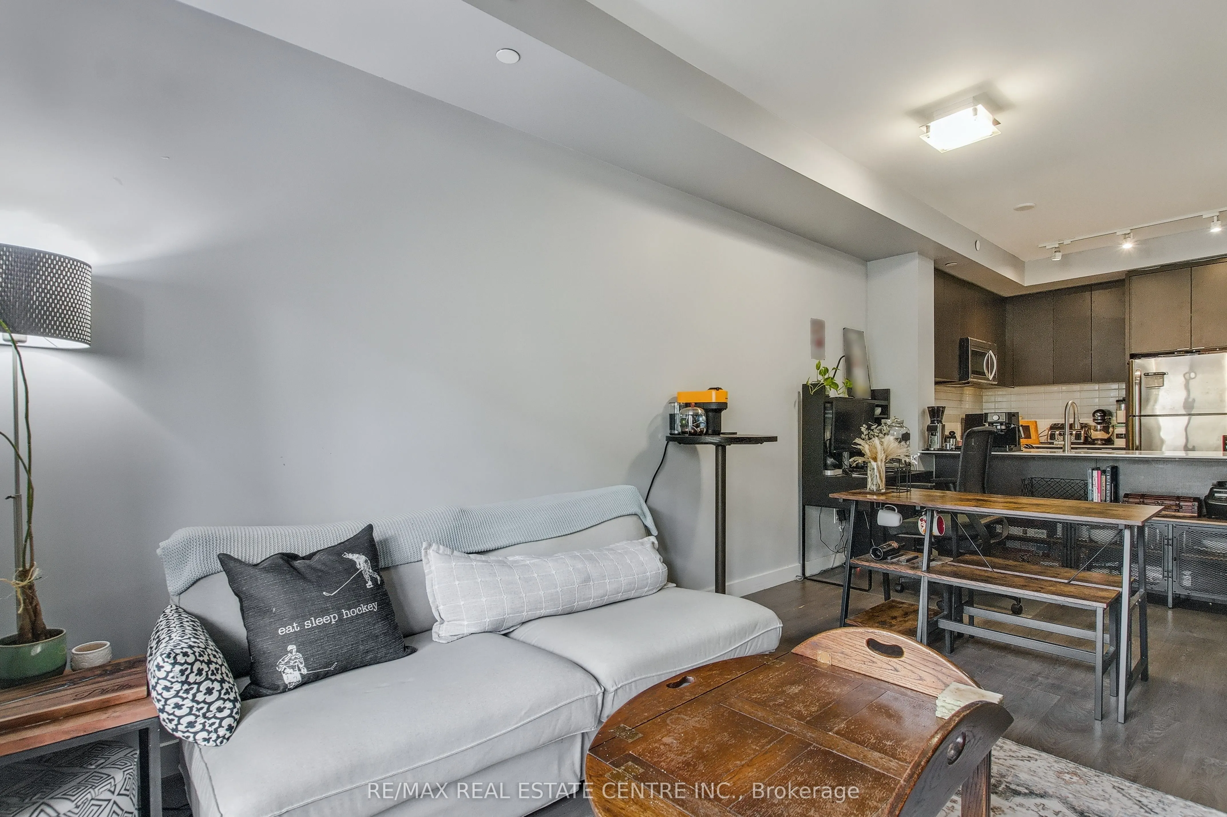 5035 Harvard Road, #209