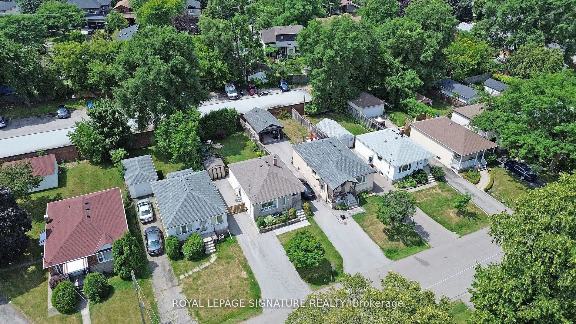 48 Acorn Avenue W