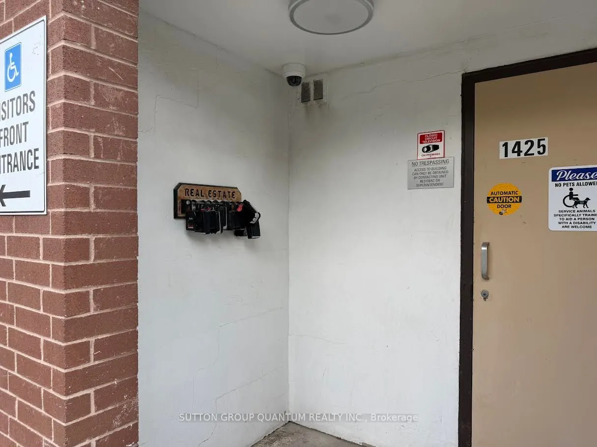 1425 Ghent Avenue, #706