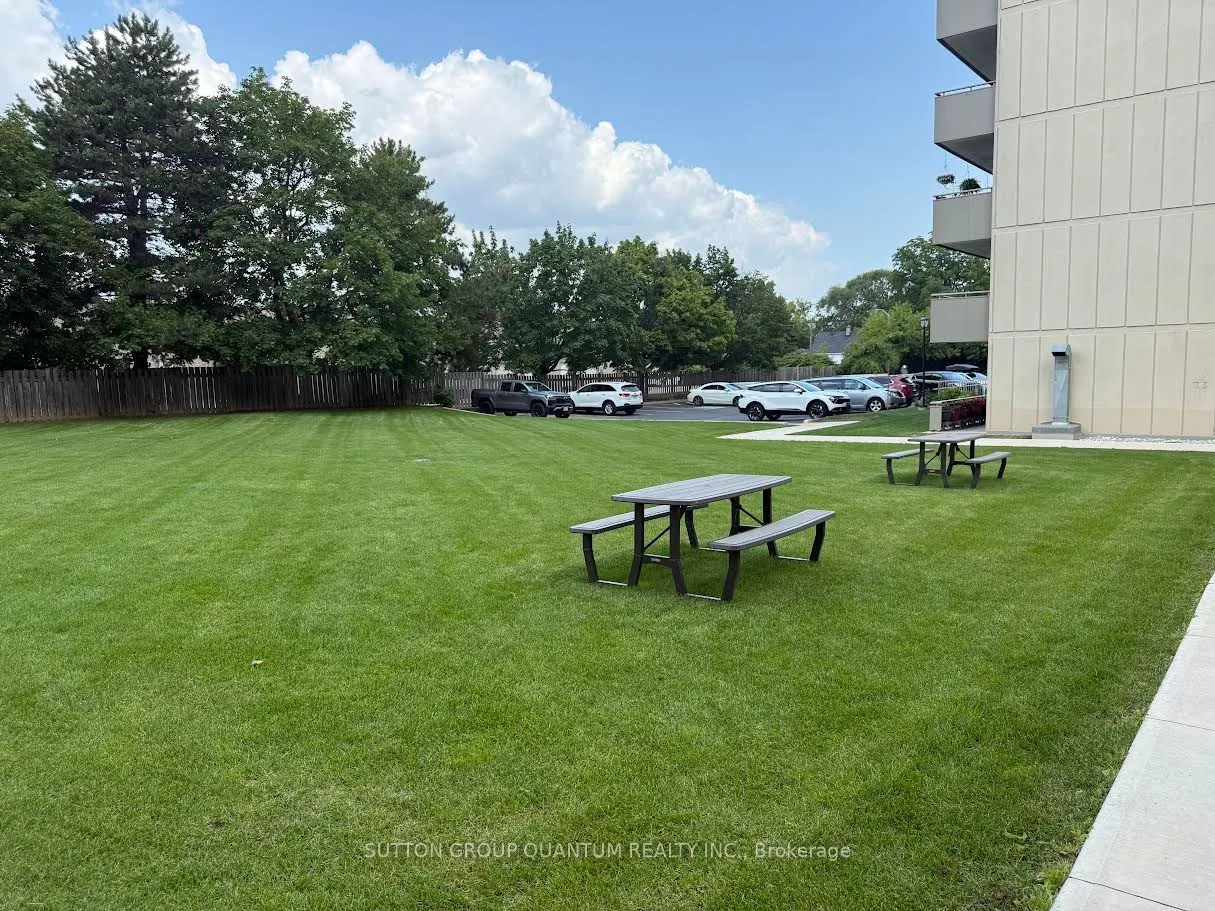 1425 Ghent Avenue, #706