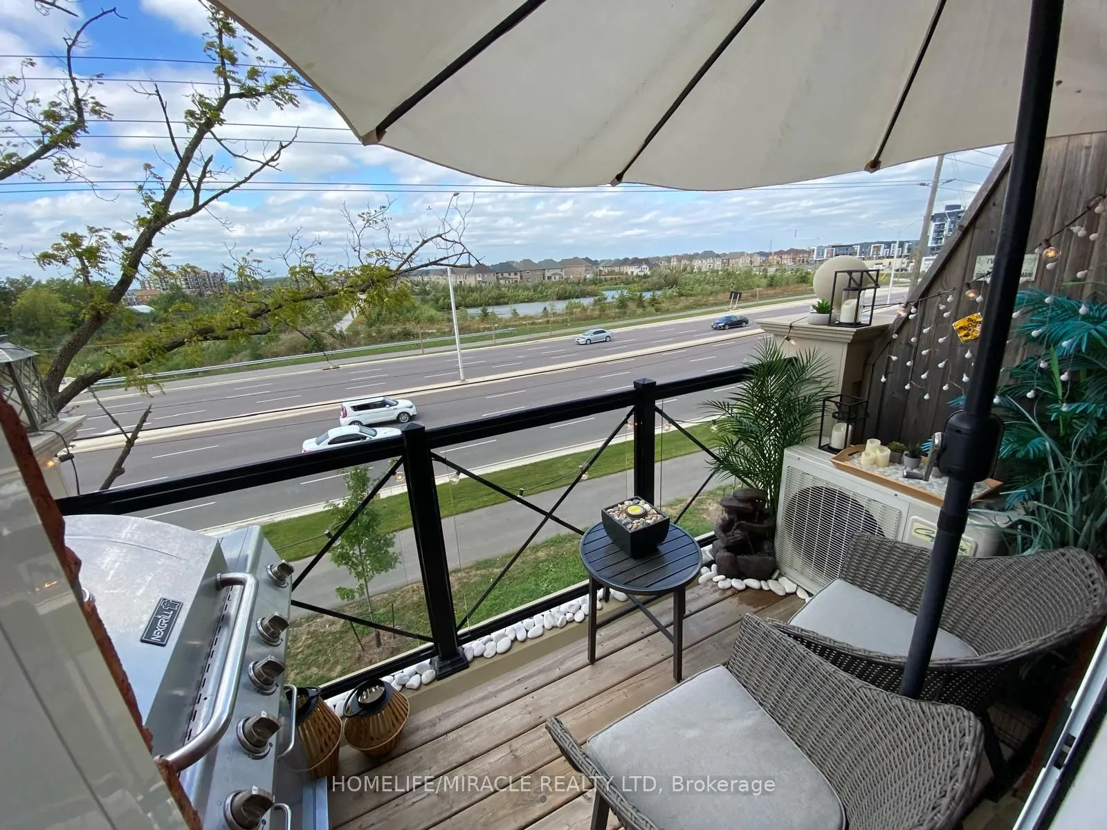 2508 POST Road, #18