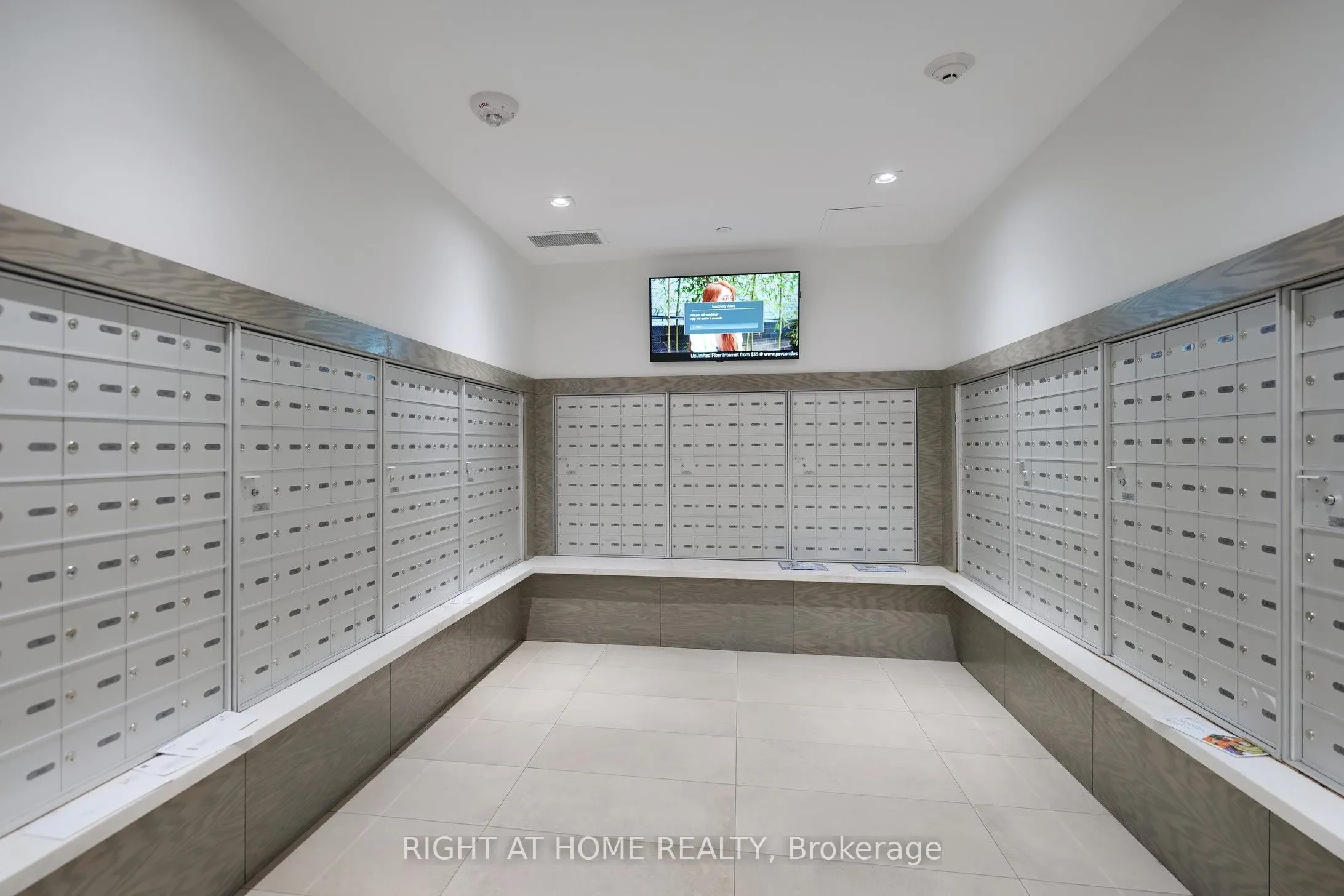 510 Curran Place, #2303