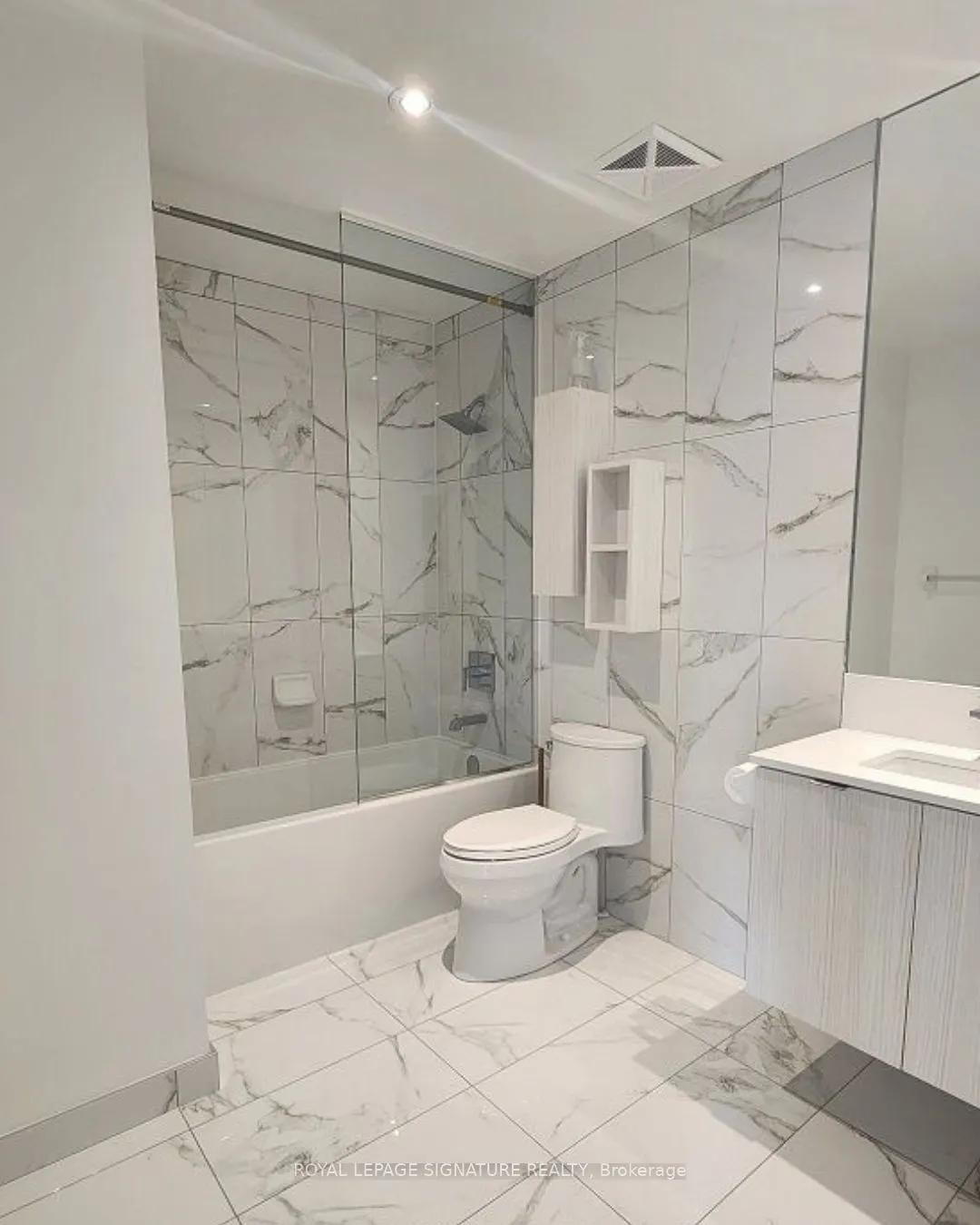 28 Ann Street, #2010