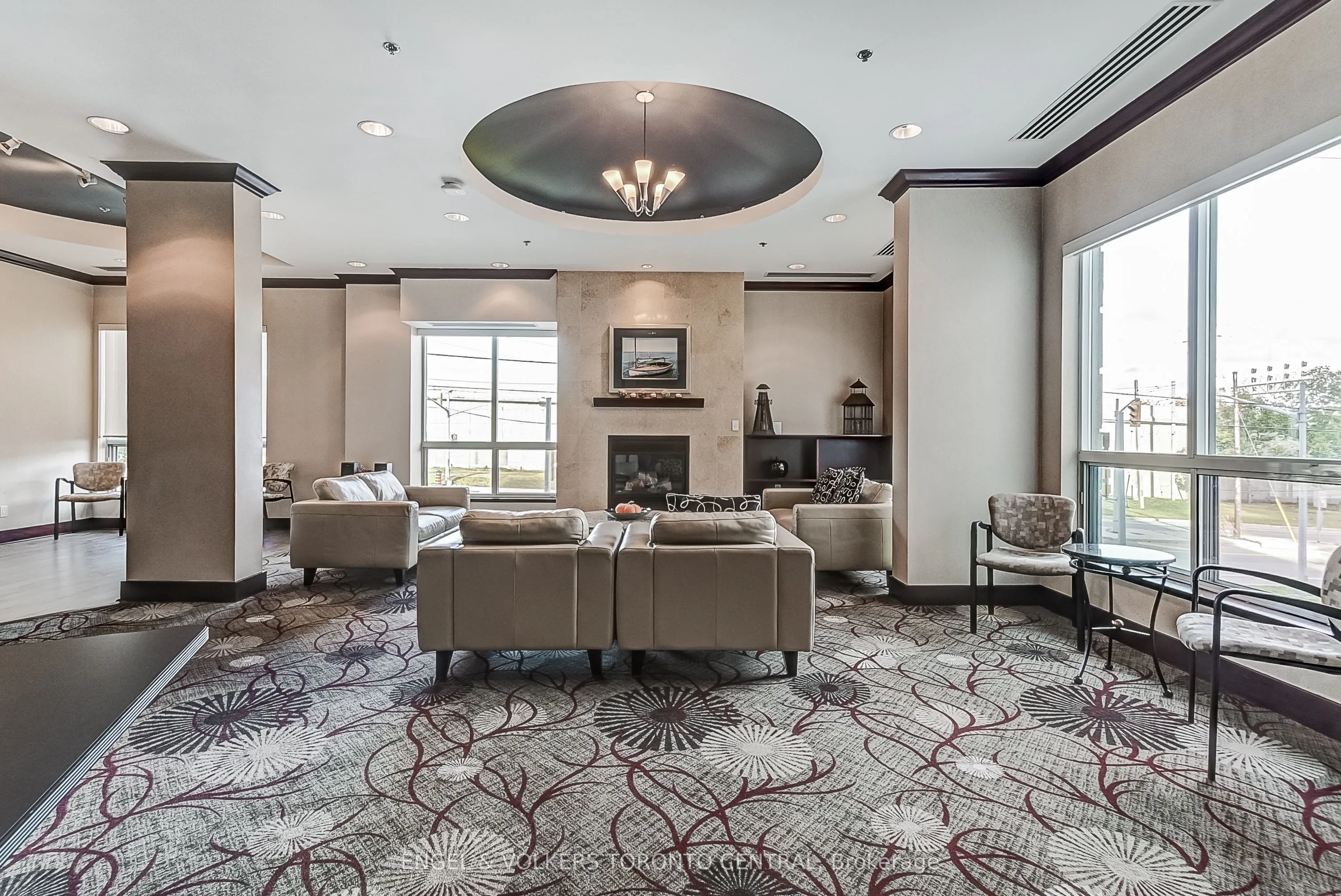 2111 Lake Shore Boulevard W, #319