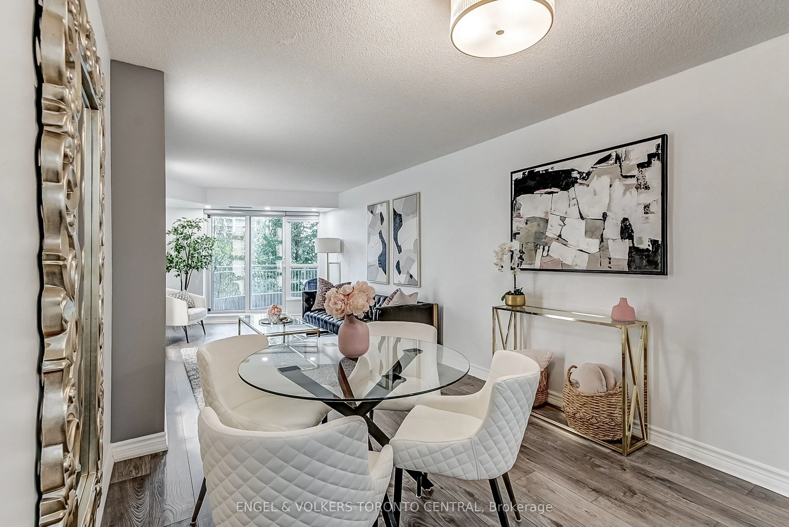 2111 Lake Shore Boulevard W, #319