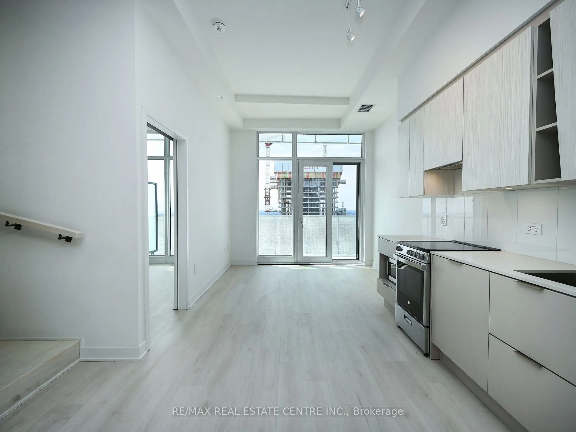 3900 Confederation Parkway, #6007