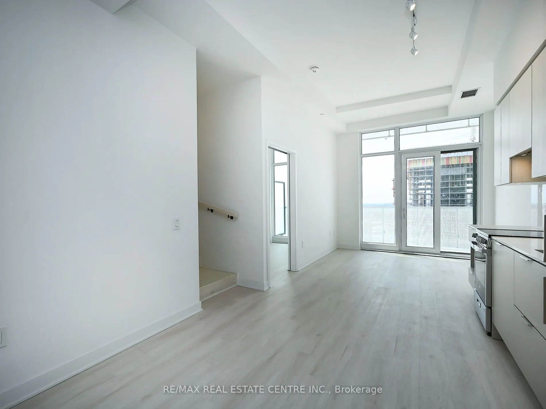3900 Confederation Parkway, #6007