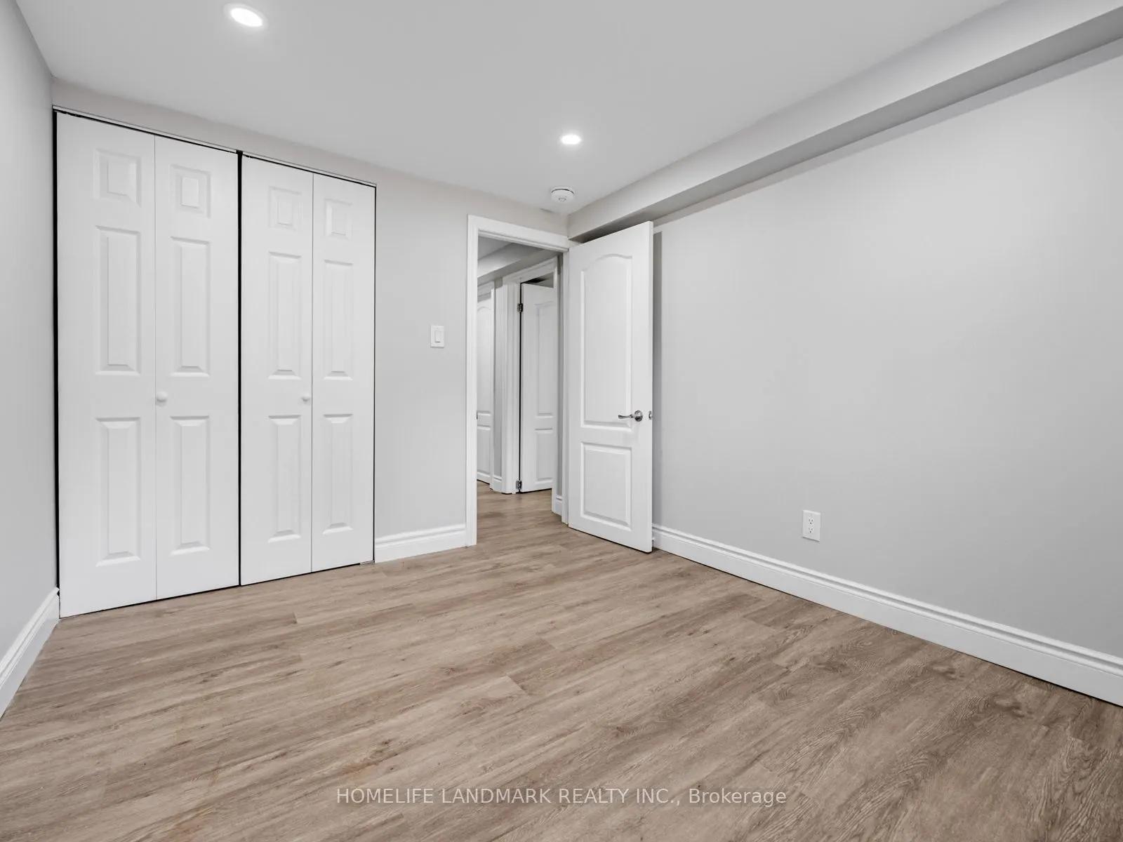 54 Sanford Crescent