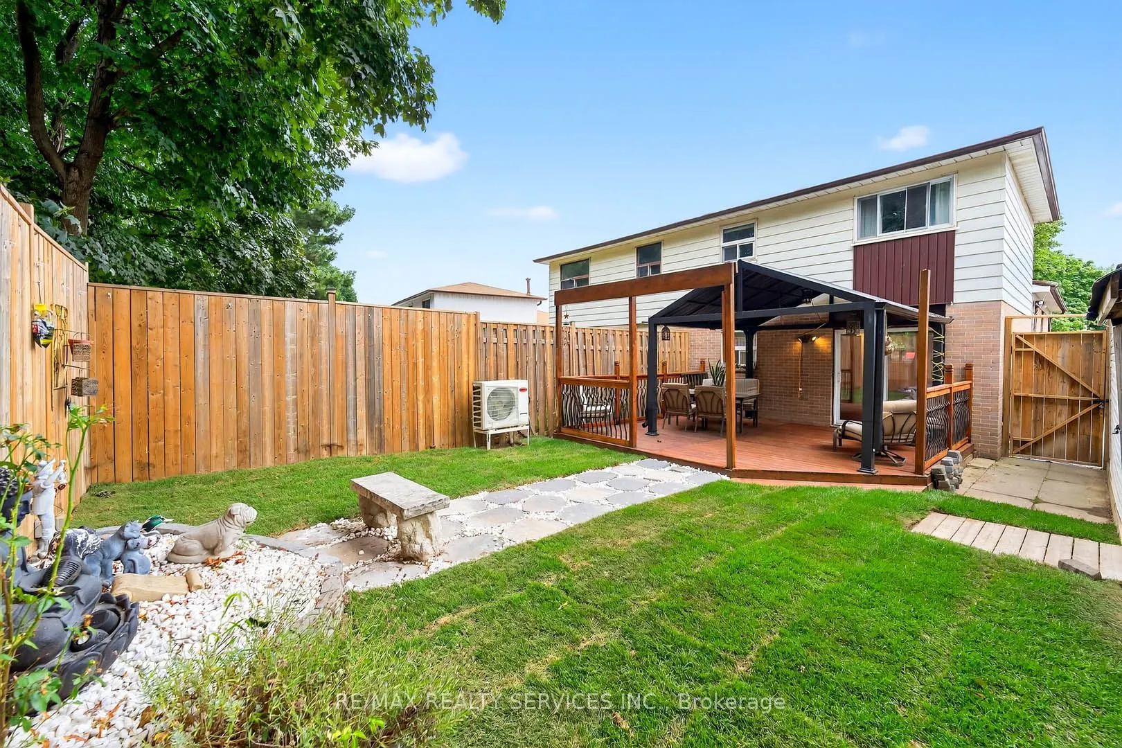 28 Chipwood Crescent