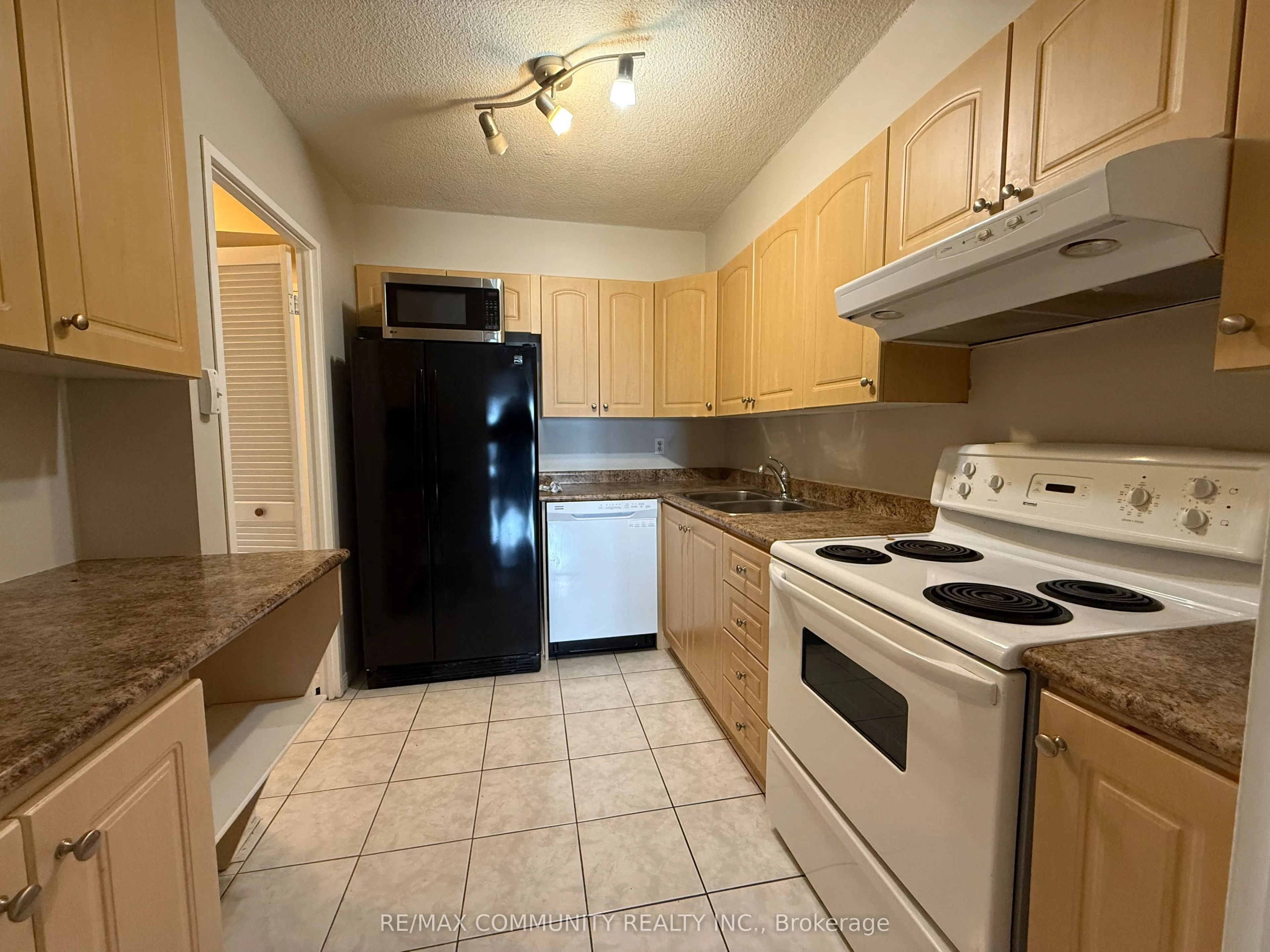 1359 White Oaks Boulevard W, #1506