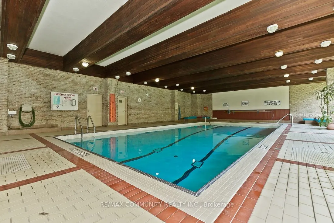 1359 White Oaks Boulevard W, #1506