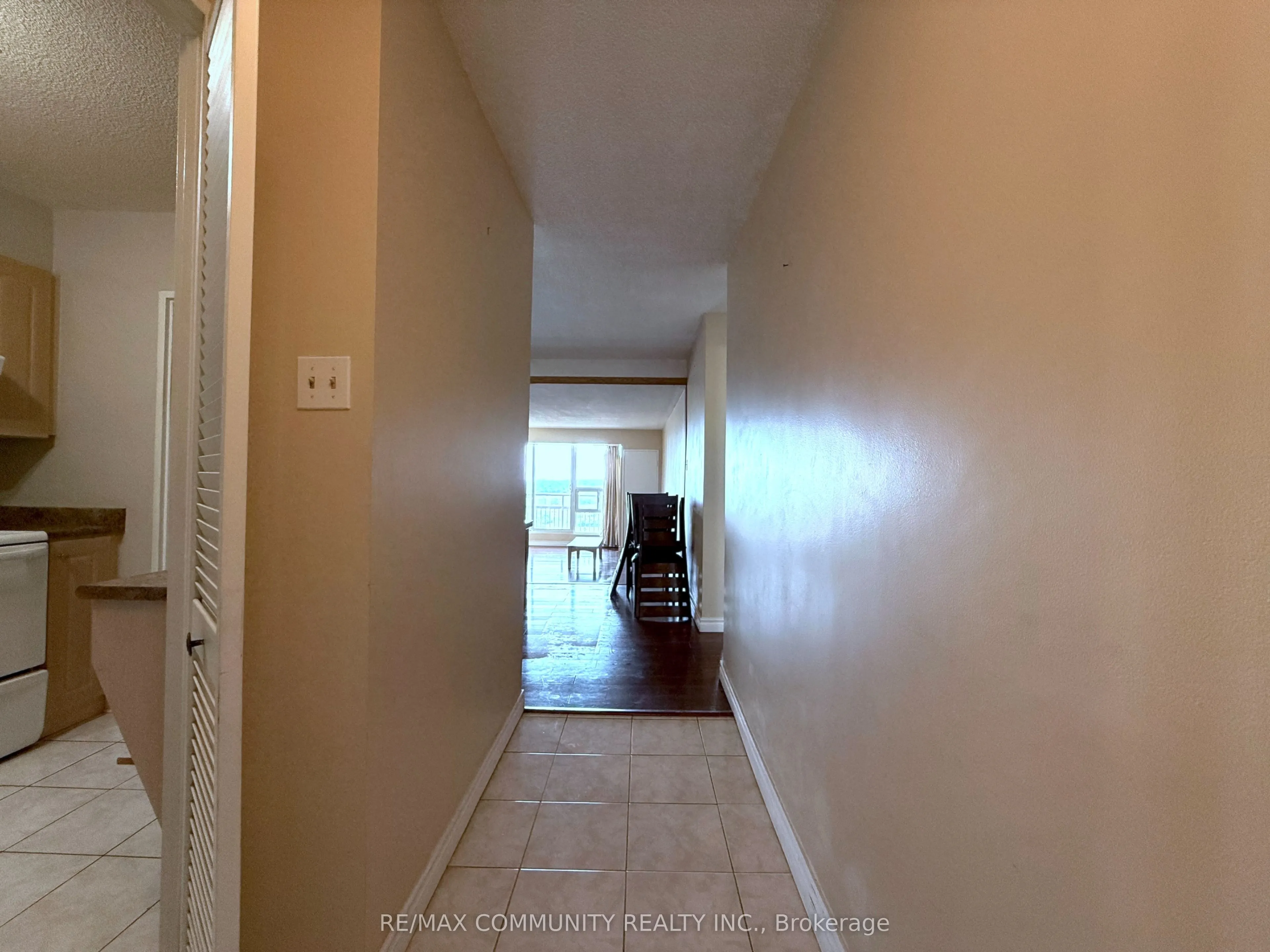 1359 White Oaks Boulevard W, #1506