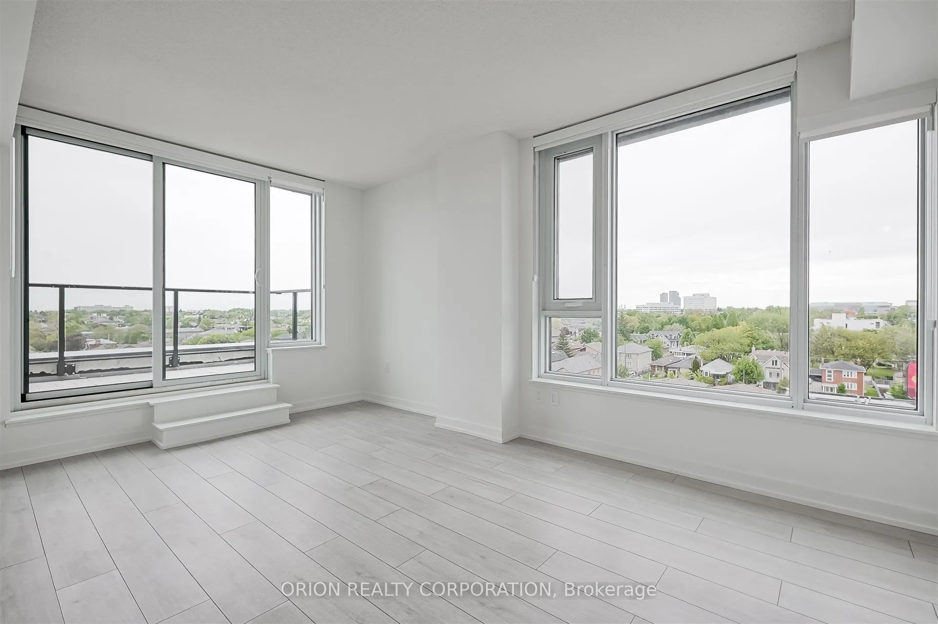 556 Marlee Avenue, #722