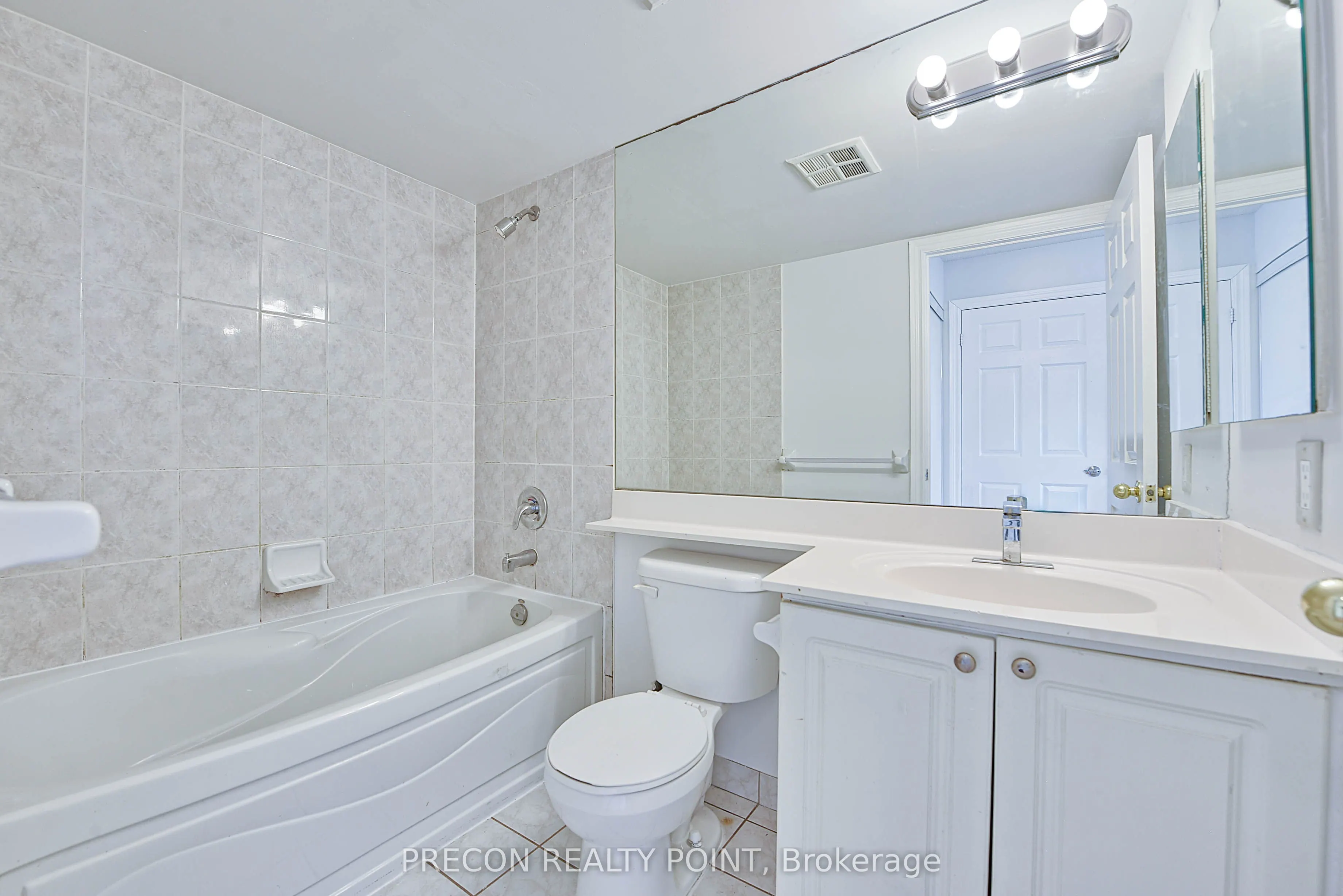 3888 Duke Of York Boulevard, #1719
