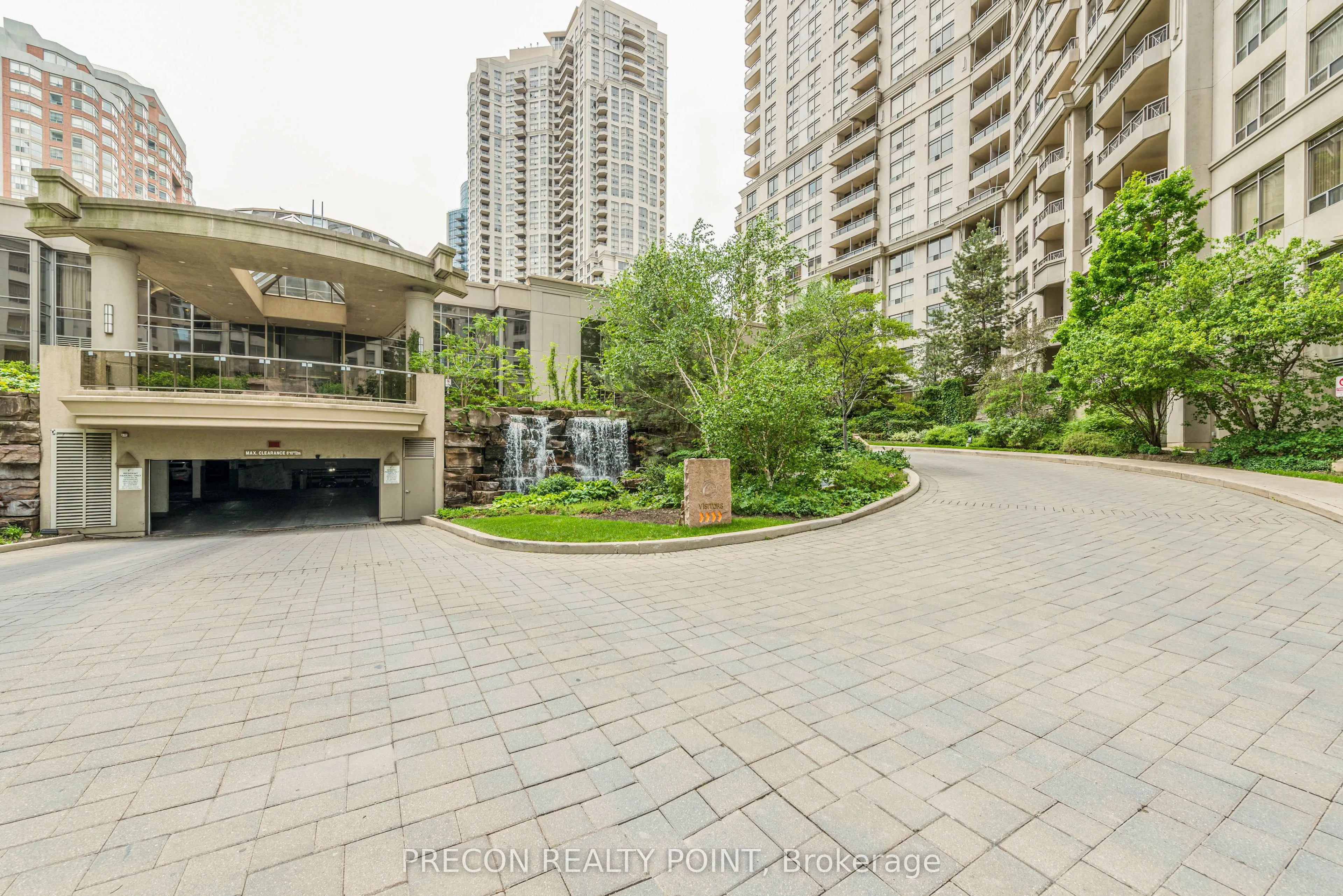 3888 Duke Of York Boulevard, #1719