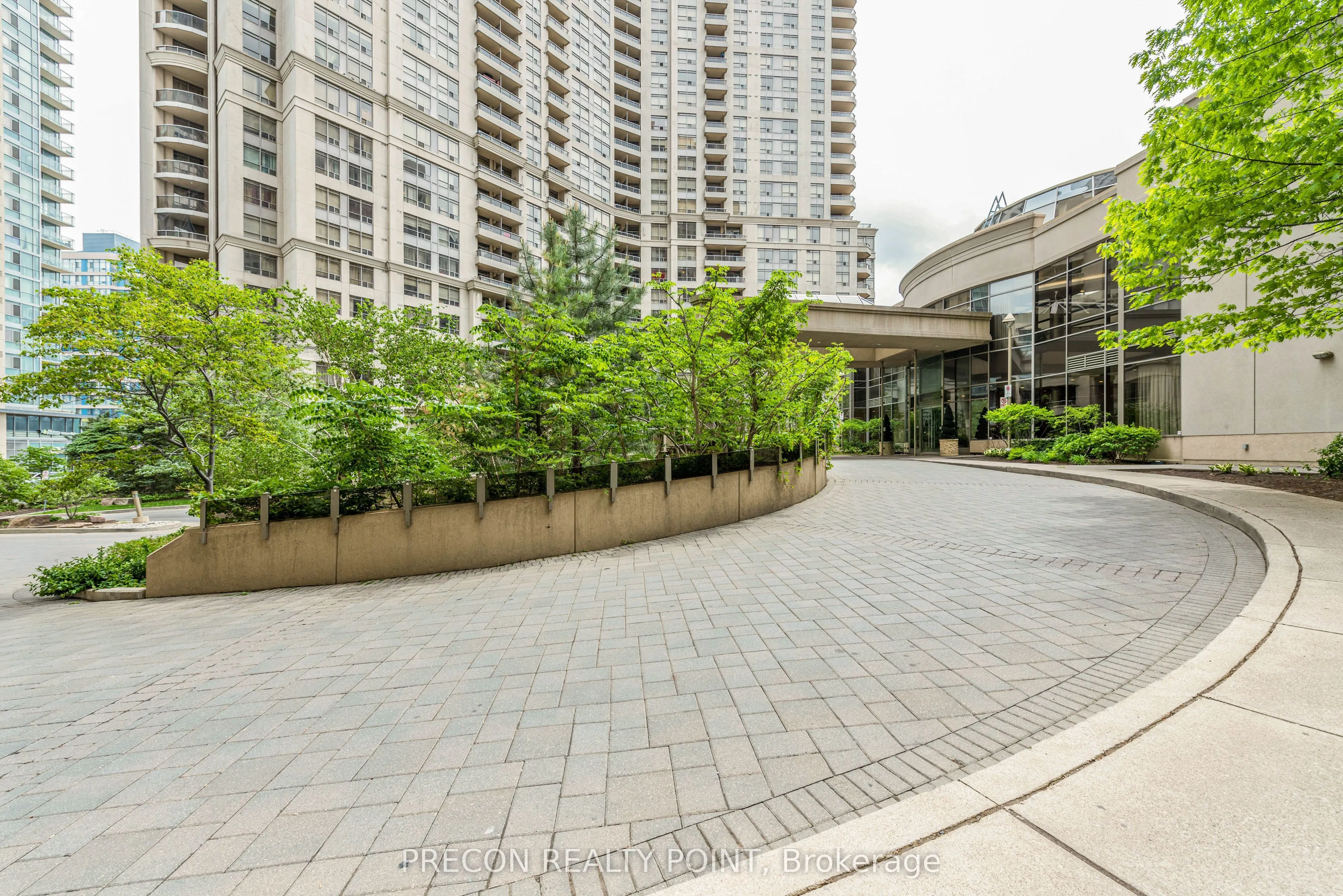 3888 Duke Of York Boulevard, #1719