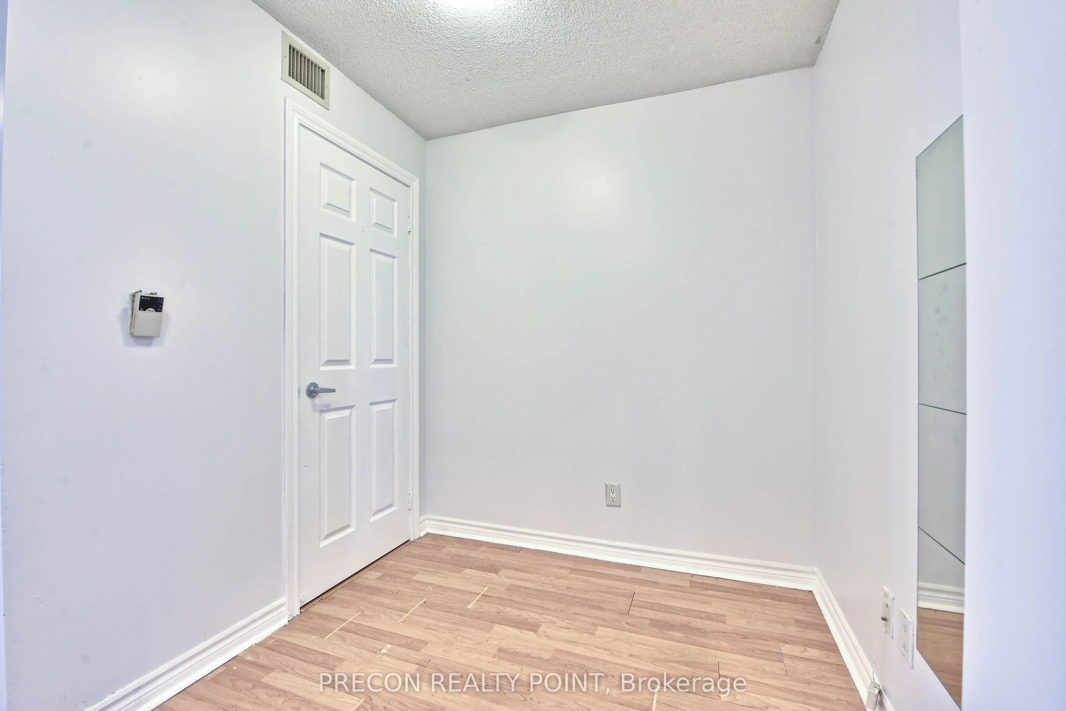 3888 Duke Of York Boulevard, #1719
