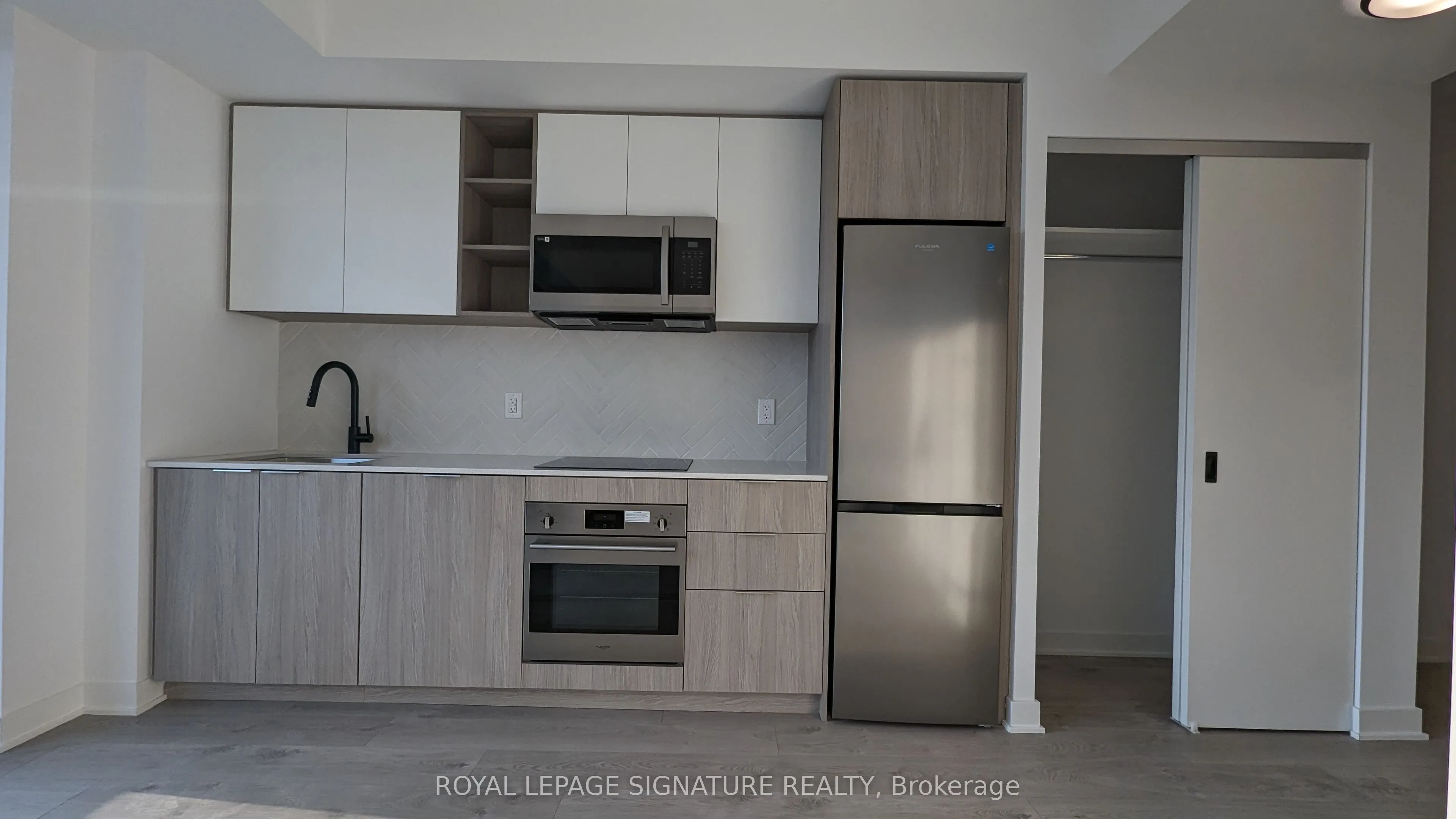 36 Zorra Street, #2310