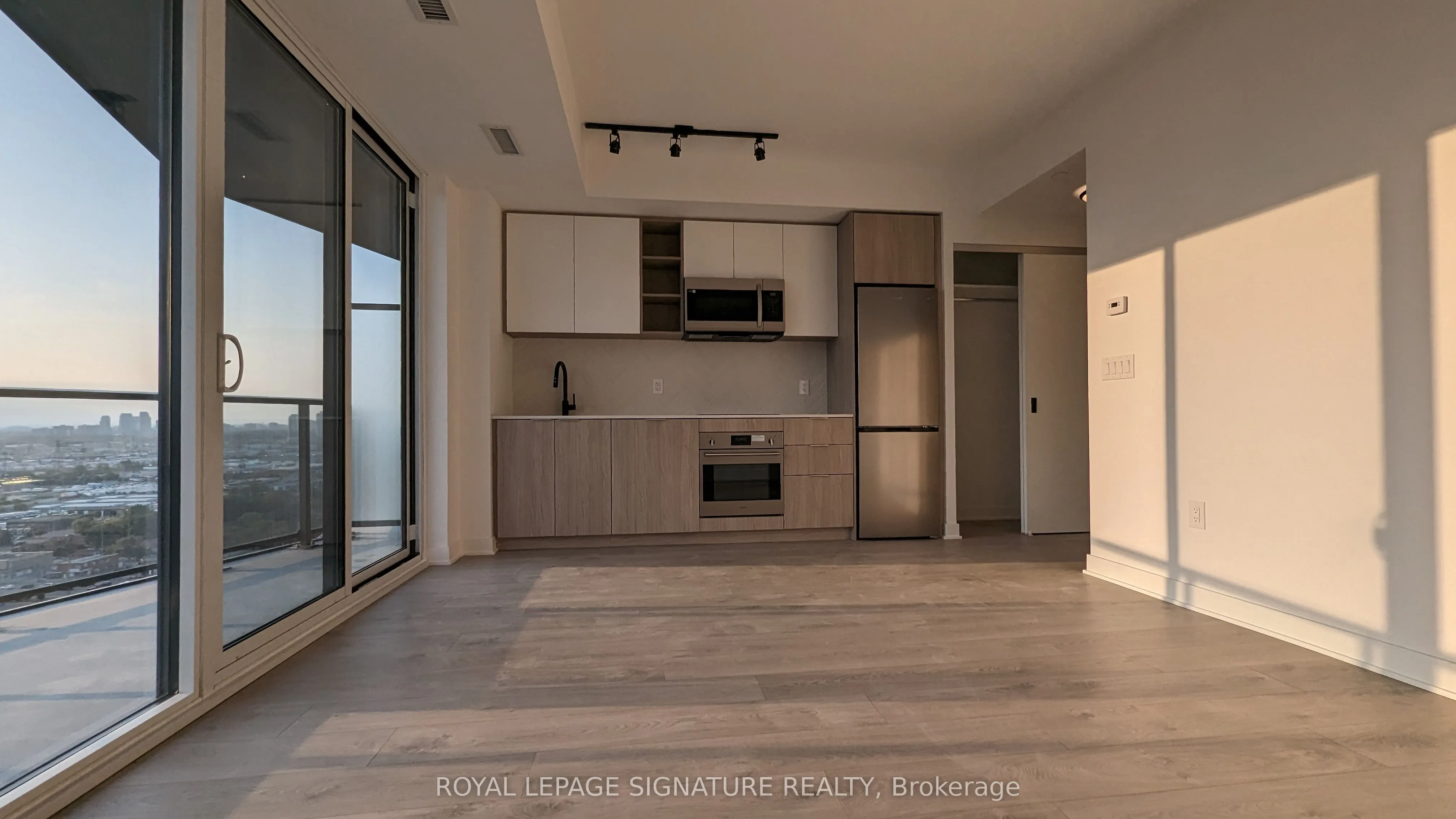 36 Zorra Street, #2310