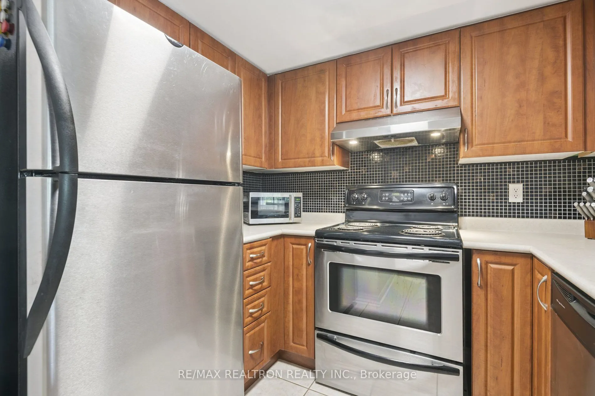 65 George Appleton Way, #2070