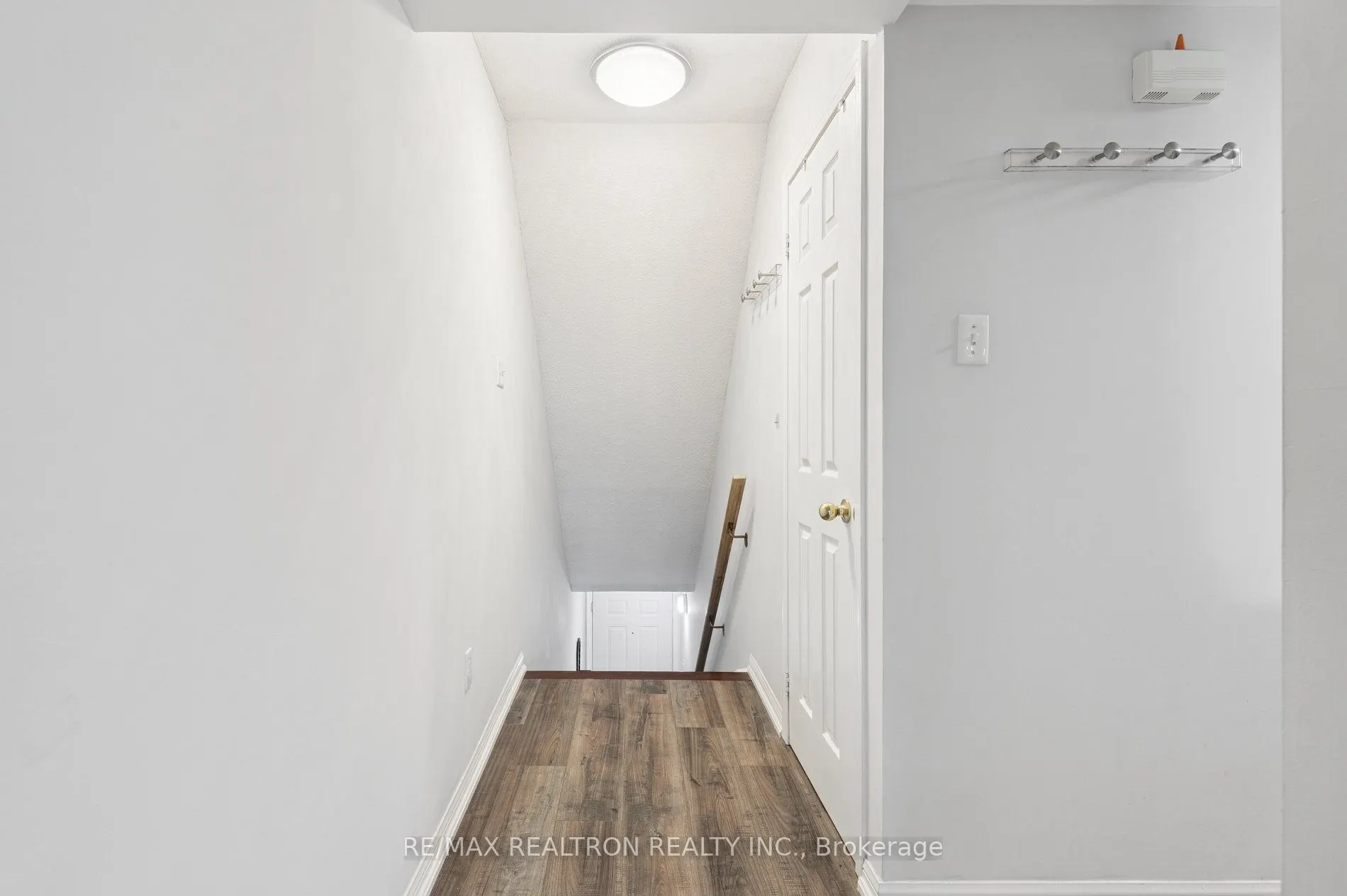 65 George Appleton Way, #2070