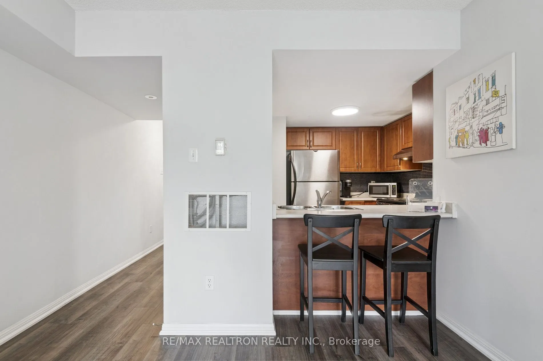 65 George Appleton Way, #2070