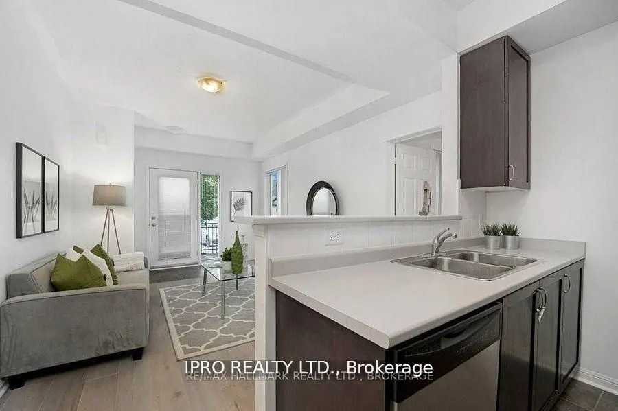 2891 Rio Court, #111