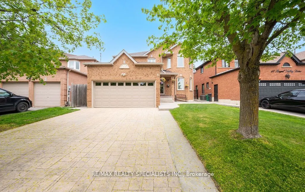 8 Royal Valley Drive