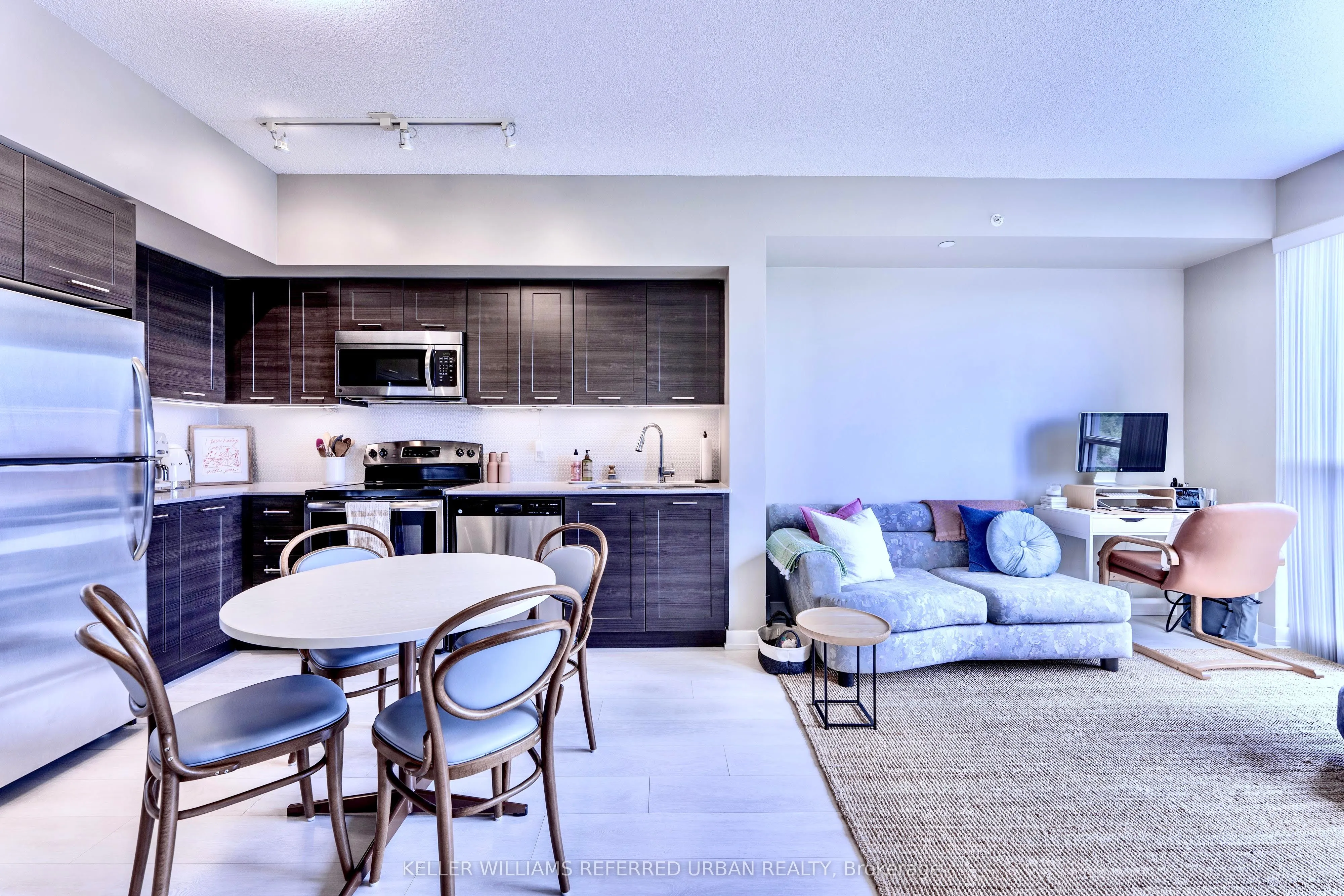 2212 Lake Shore Boulevard W, #1005
