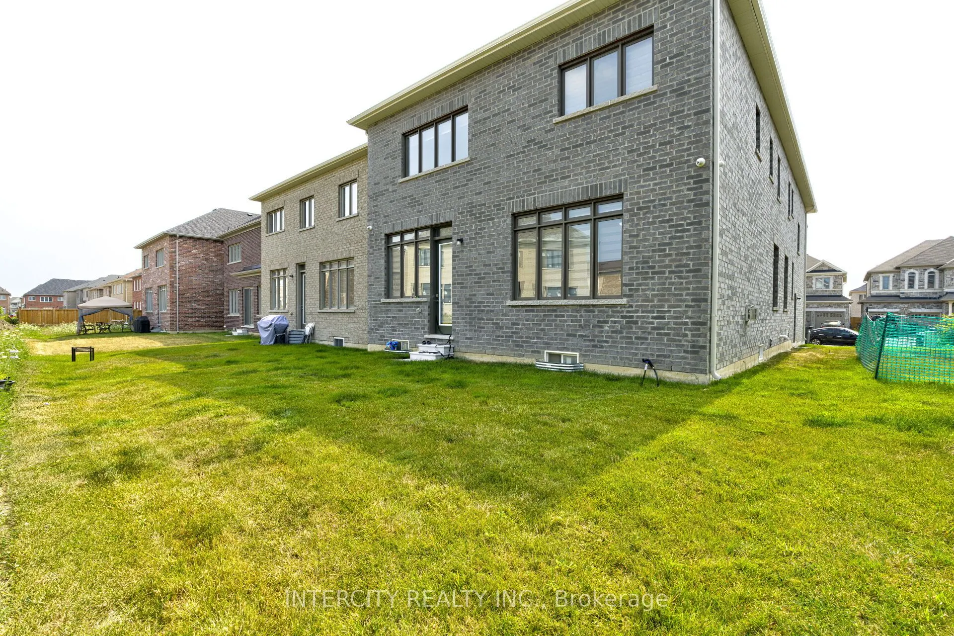 58 Dotchson Avenue