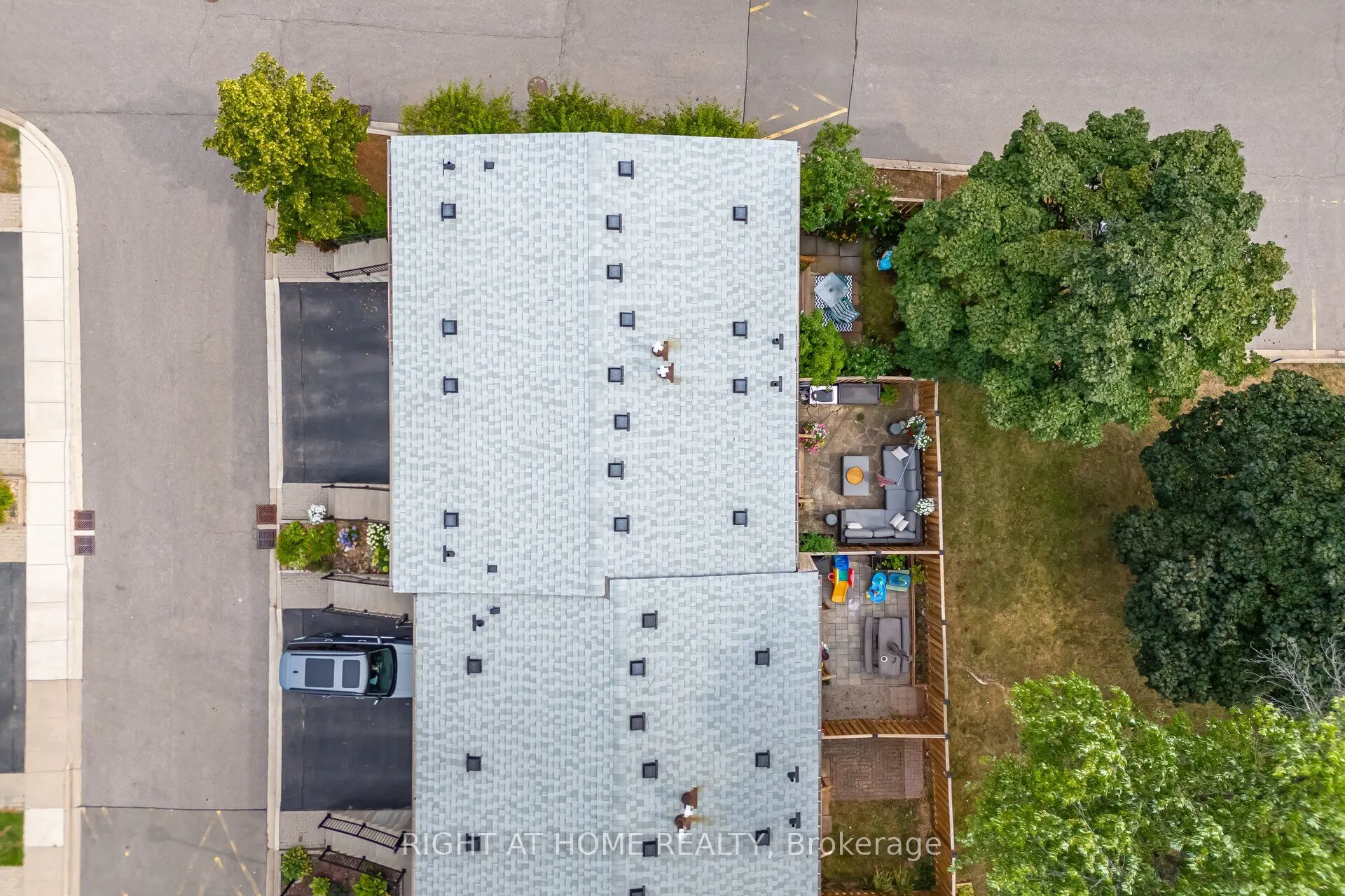 1520 Sixth Line, #20