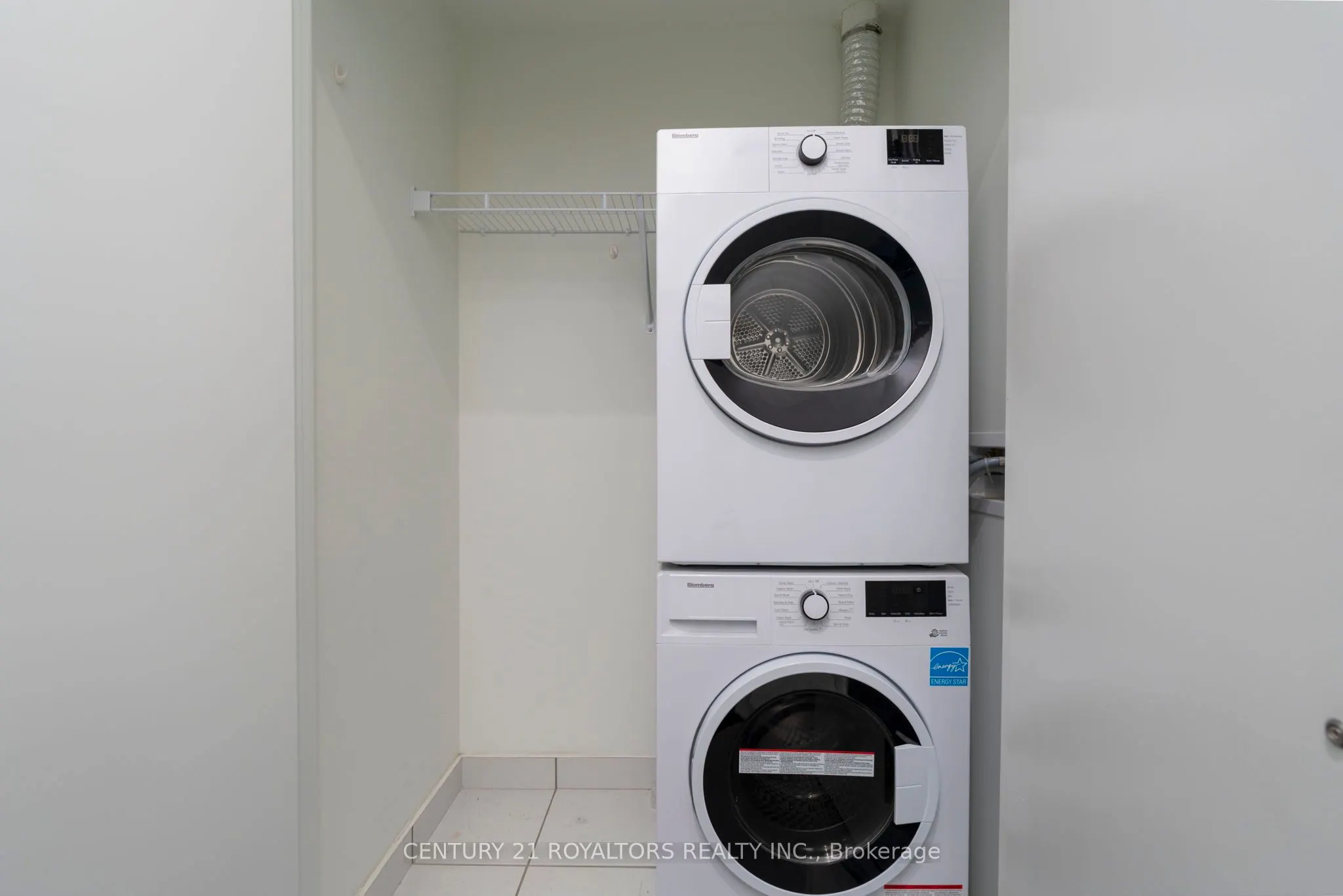 28 Ann Street, #1416